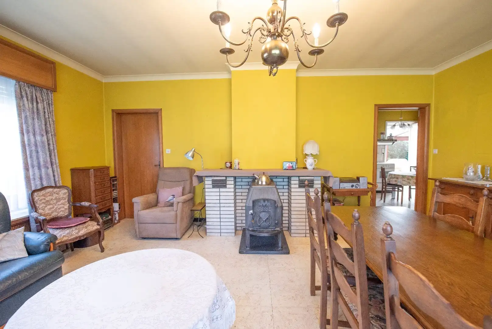 Te renoveren, ruime woning op 1720 m² met 4 slaapkamers te Olsene foto 6