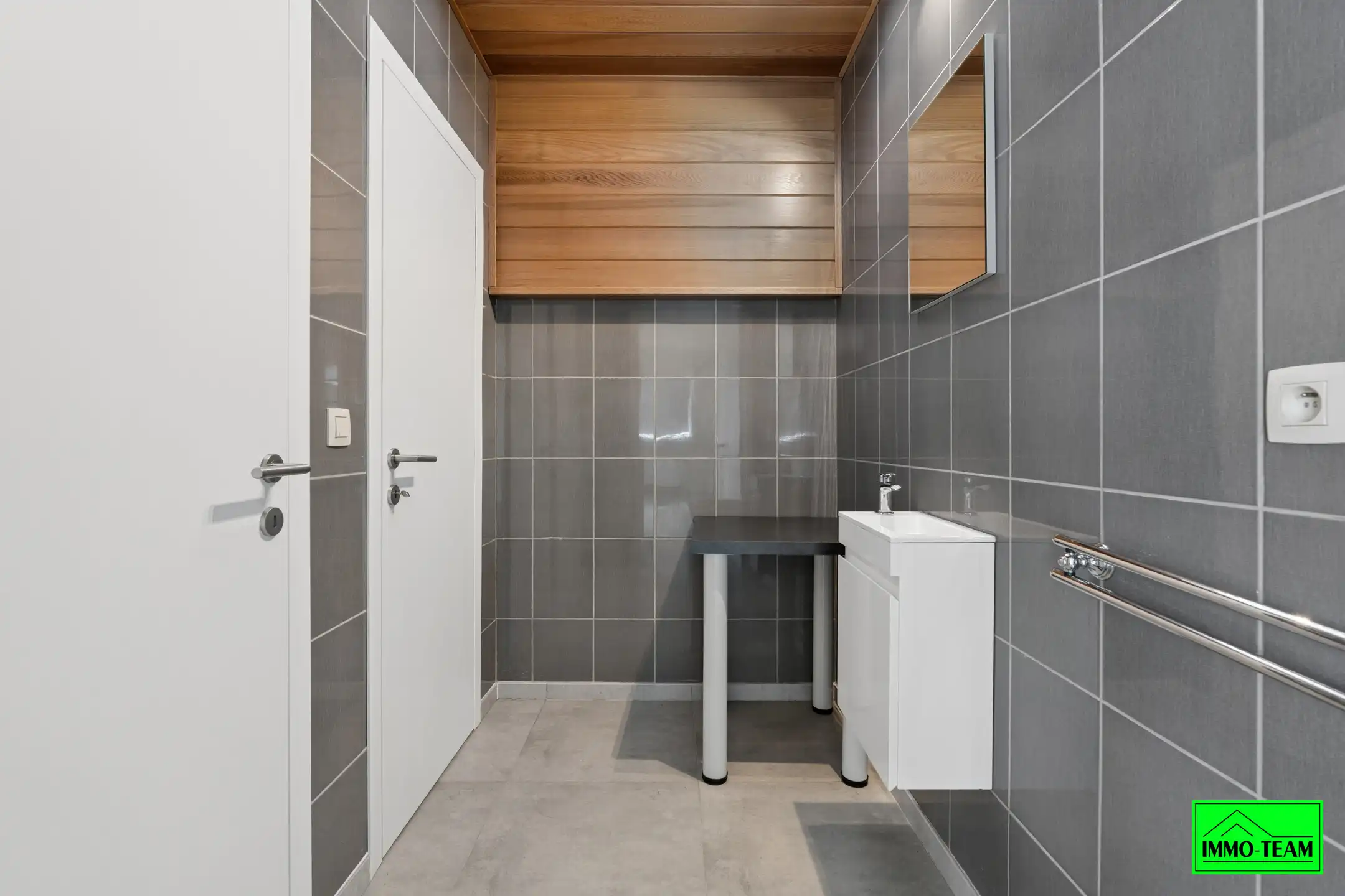 Multifunctioneel pand op strategische locatie foto 20