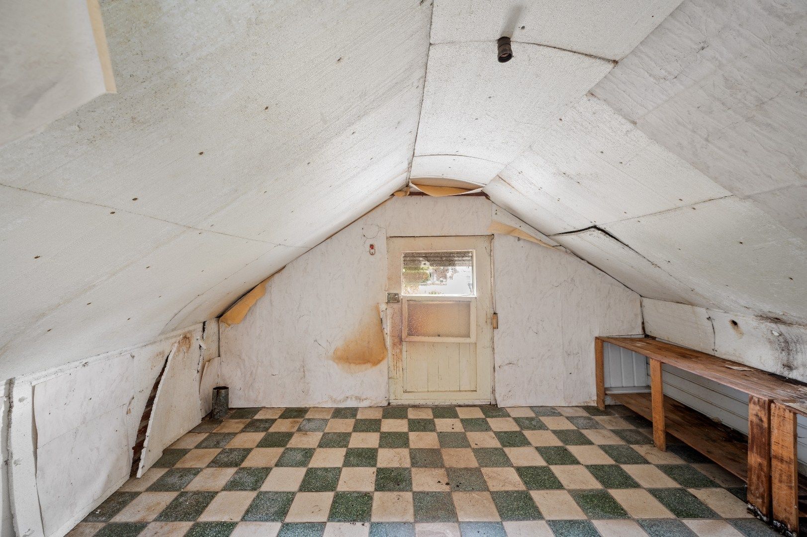 Te renoveren woning met veel potentieel op ruim perceel in Goetsenhoven (Tienen) foto 17