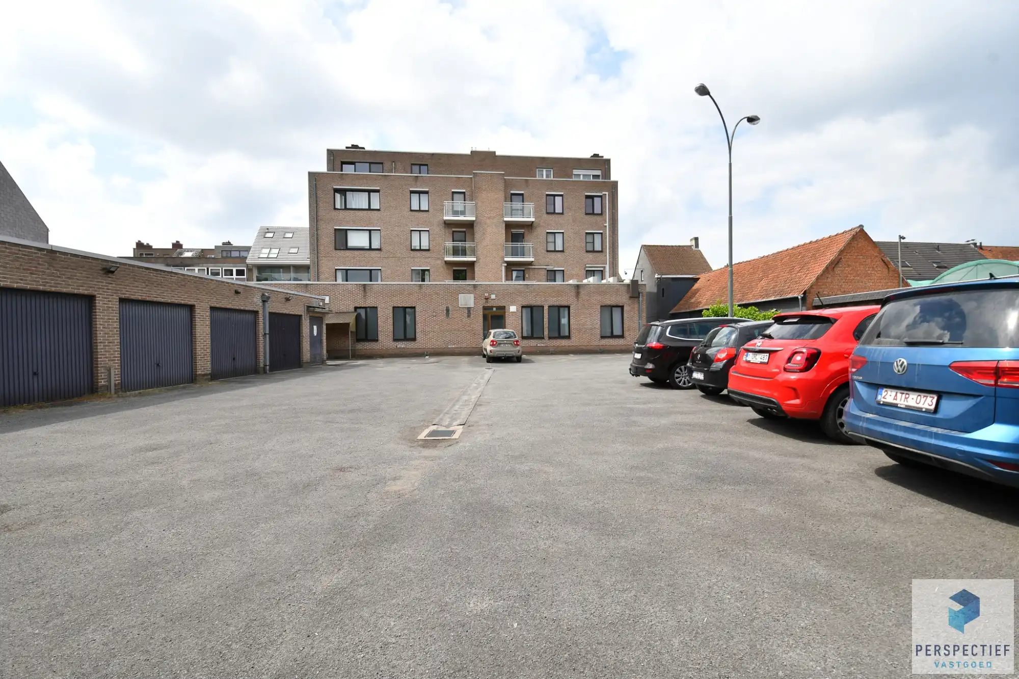 GOED GELEGEN en GROOT ( 150 m²) APPARTEMENT MET 3 SLAAPKAMERS EN  GARAGE foto 11