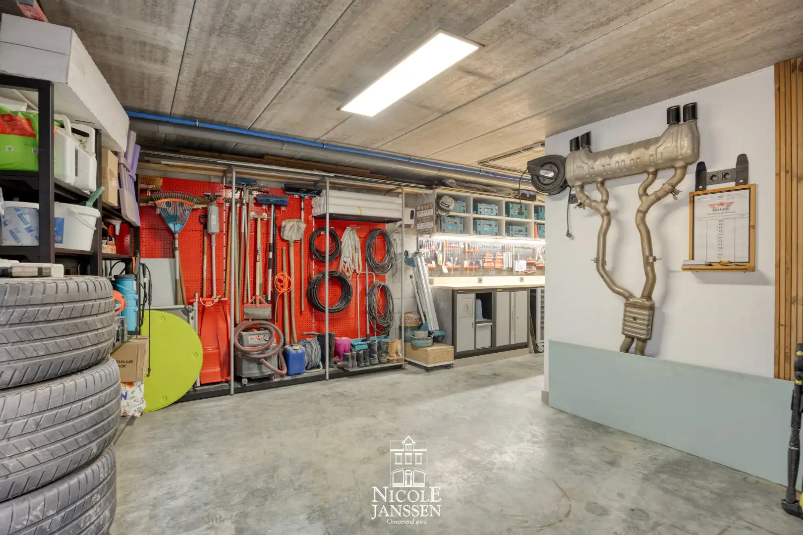 Ruime gezinswoning foto 30