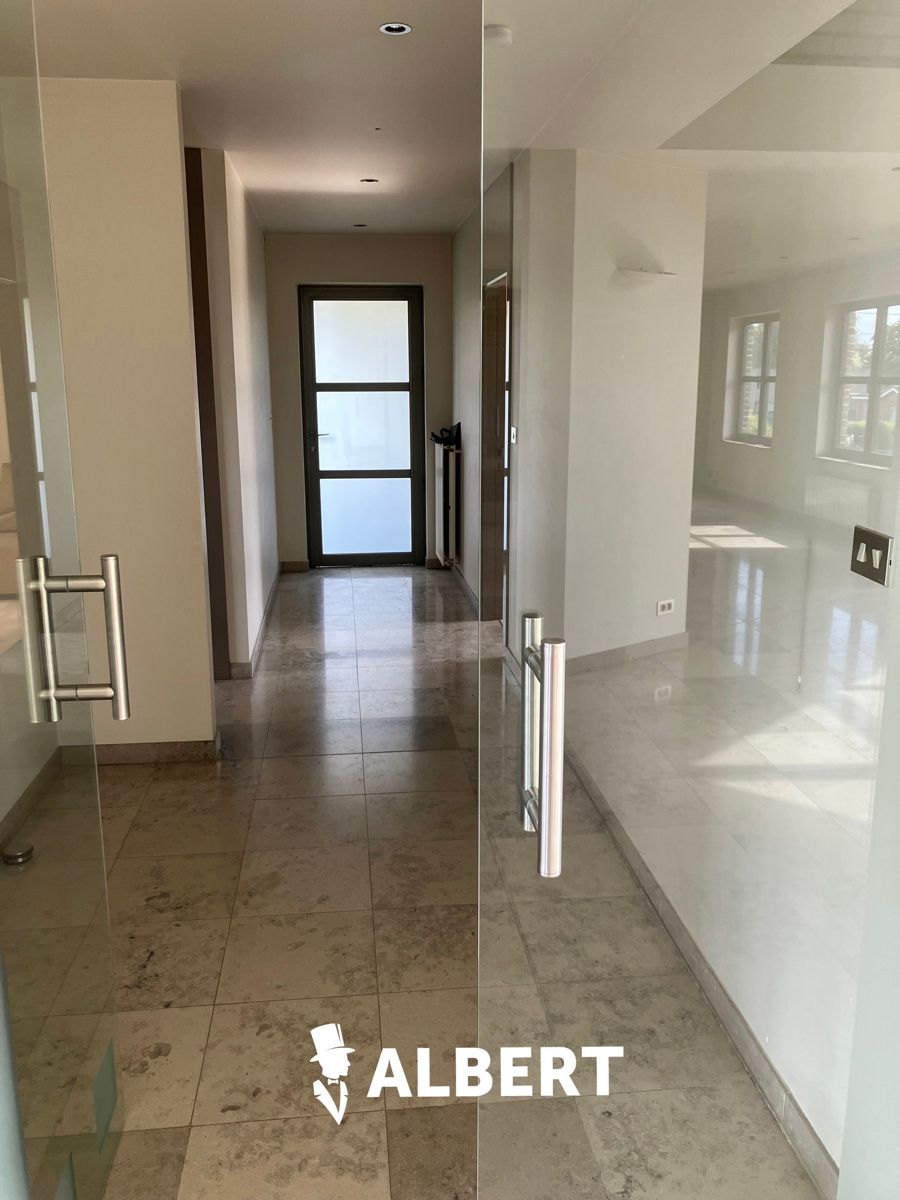 Ruim duplex appartement in Bilzen-Hoeselt te huur! foto 16