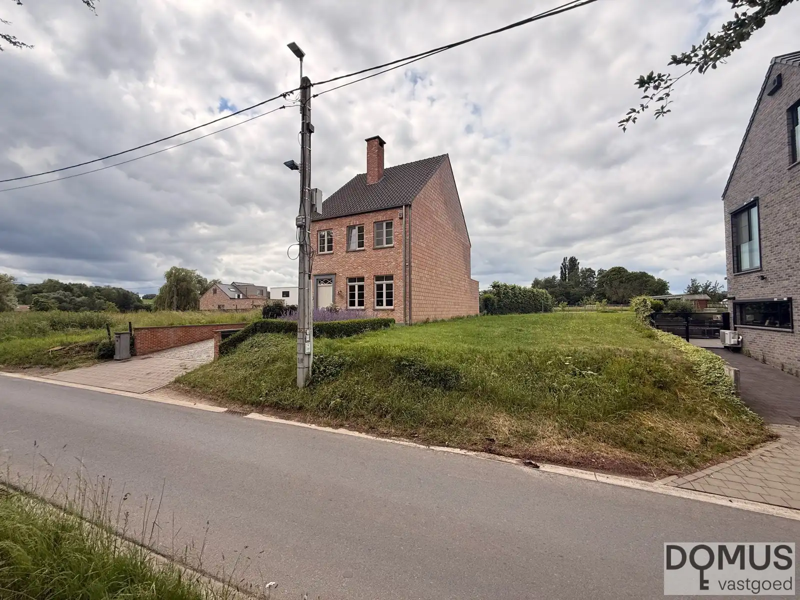 Bouwgrond van 584 m² in rustige woonomgeving te Brussegem foto 4