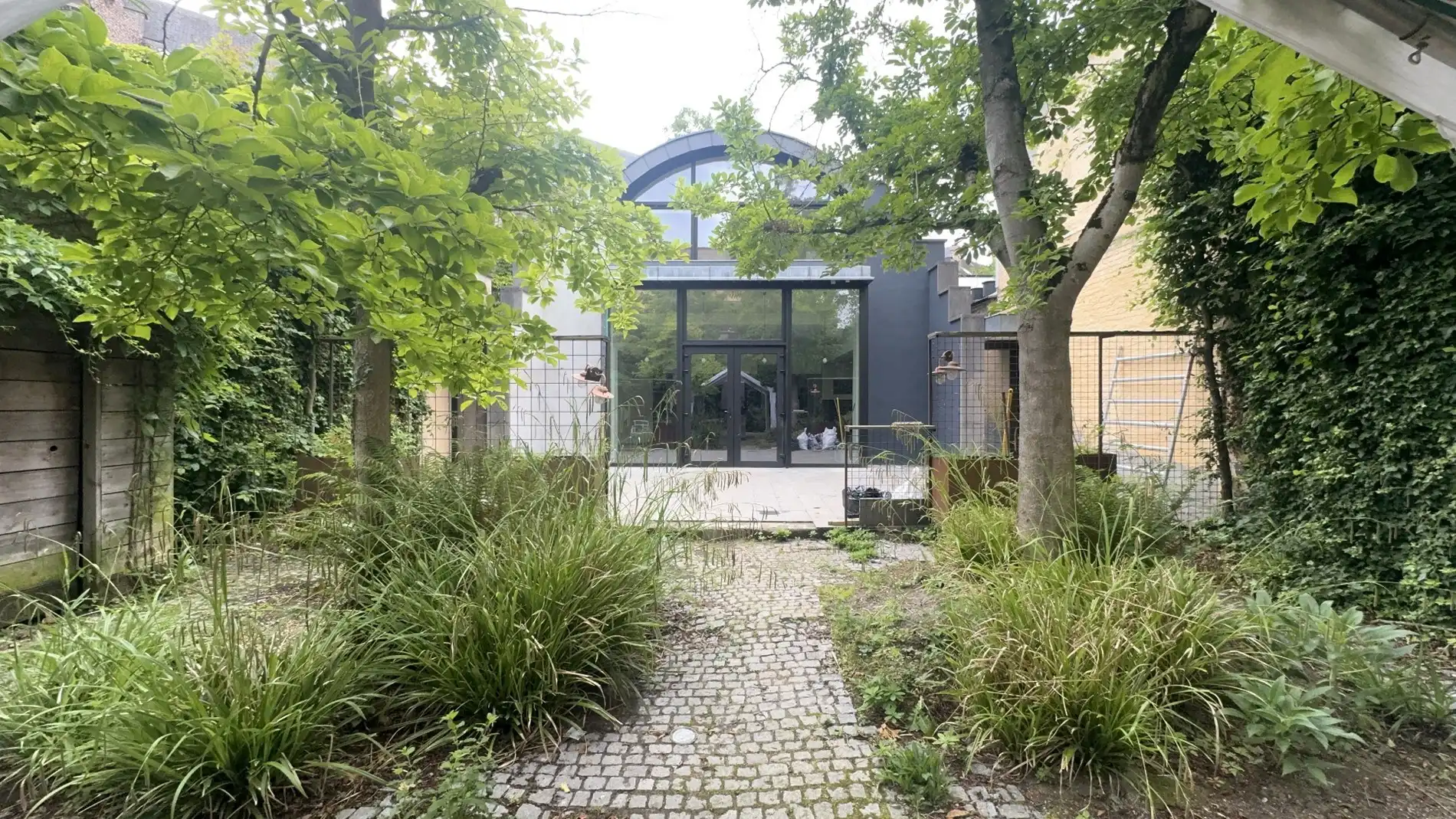 Commerciële ruimte te huur Zwijnaardsesteenweg 4 -/A - 9000 Gent