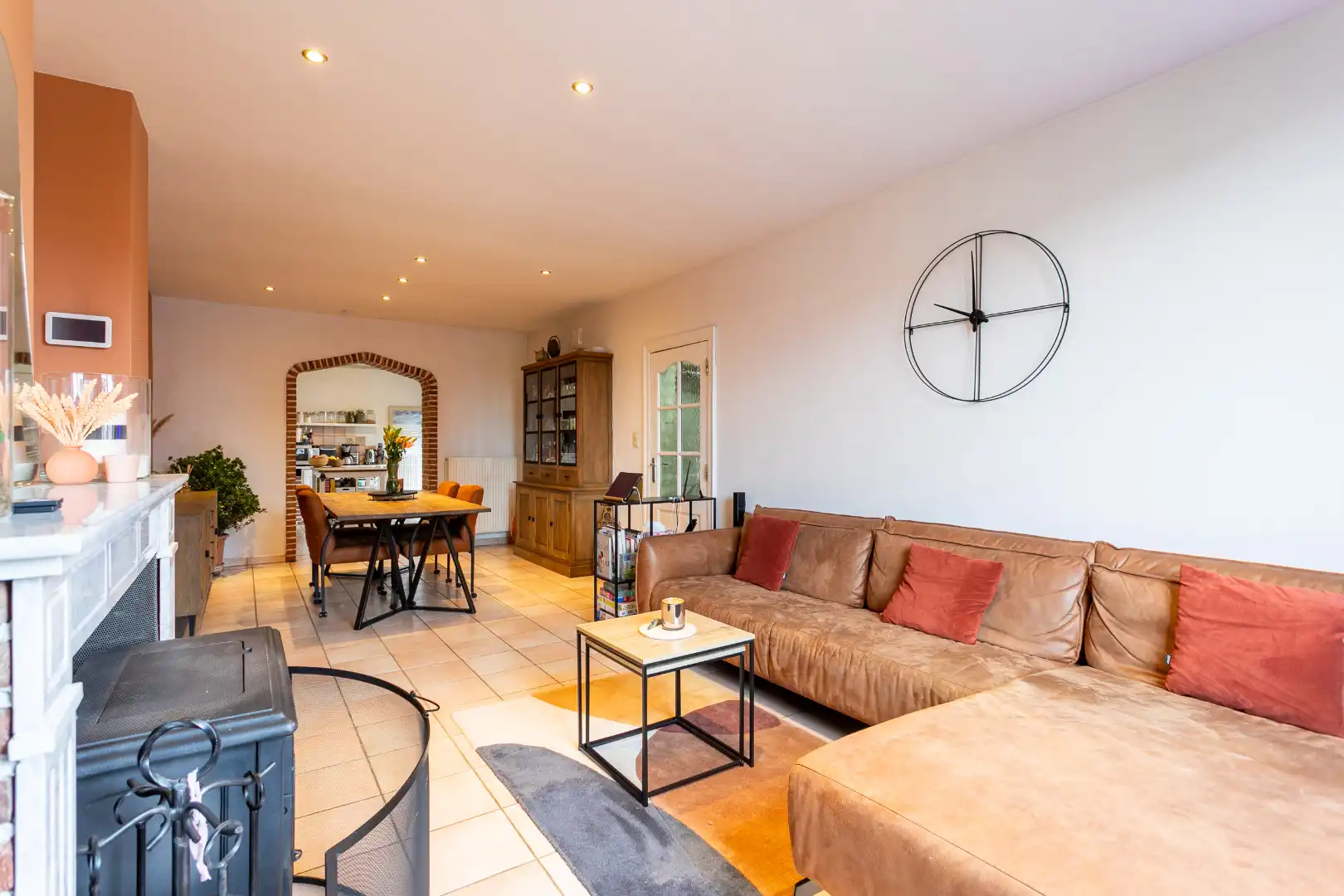 Instapklare driegevelwoning met 3 slpk te Lembeek foto 4