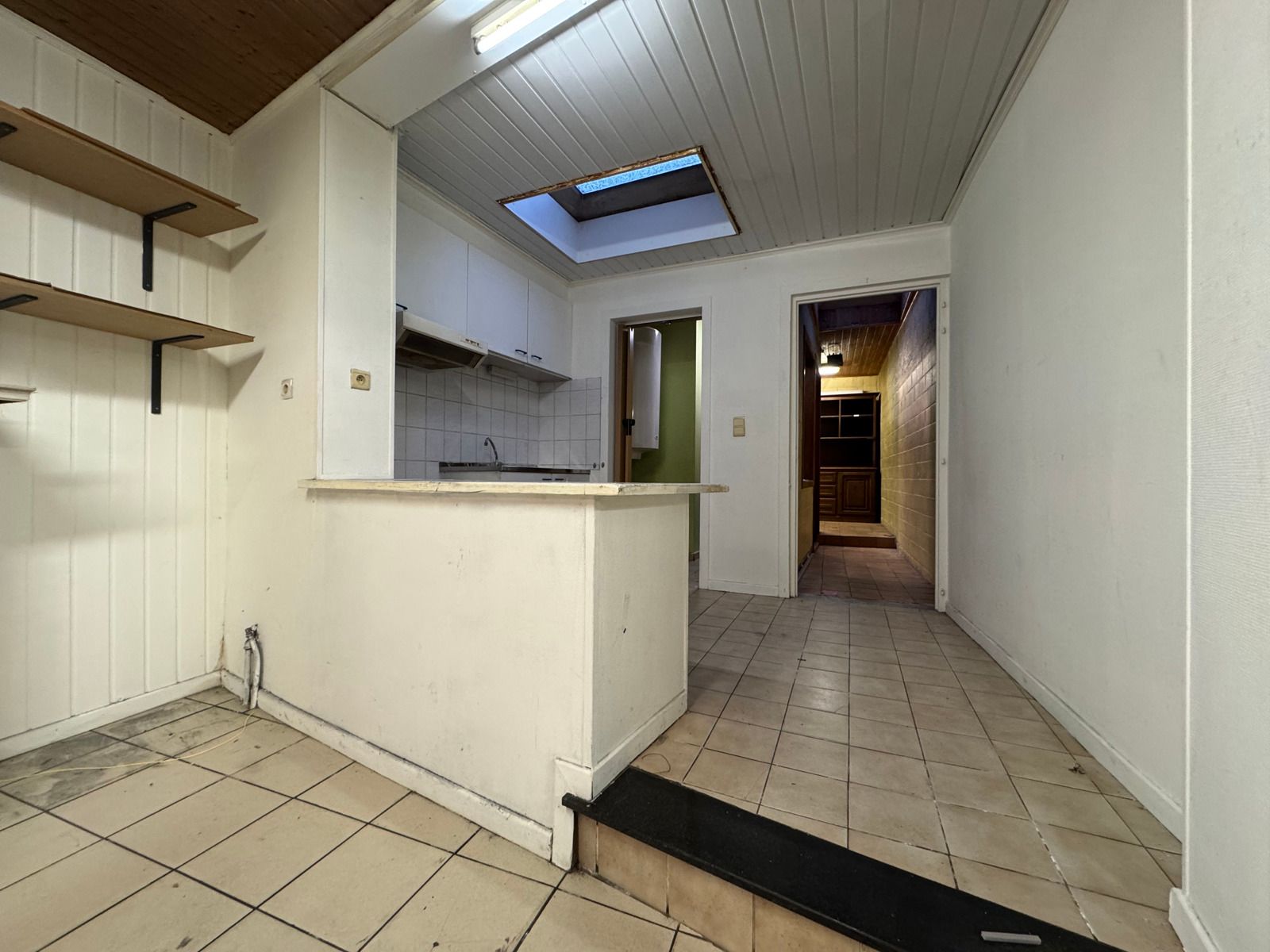 Te koop: te renoveren rijwoning in centrum Aalst foto 7