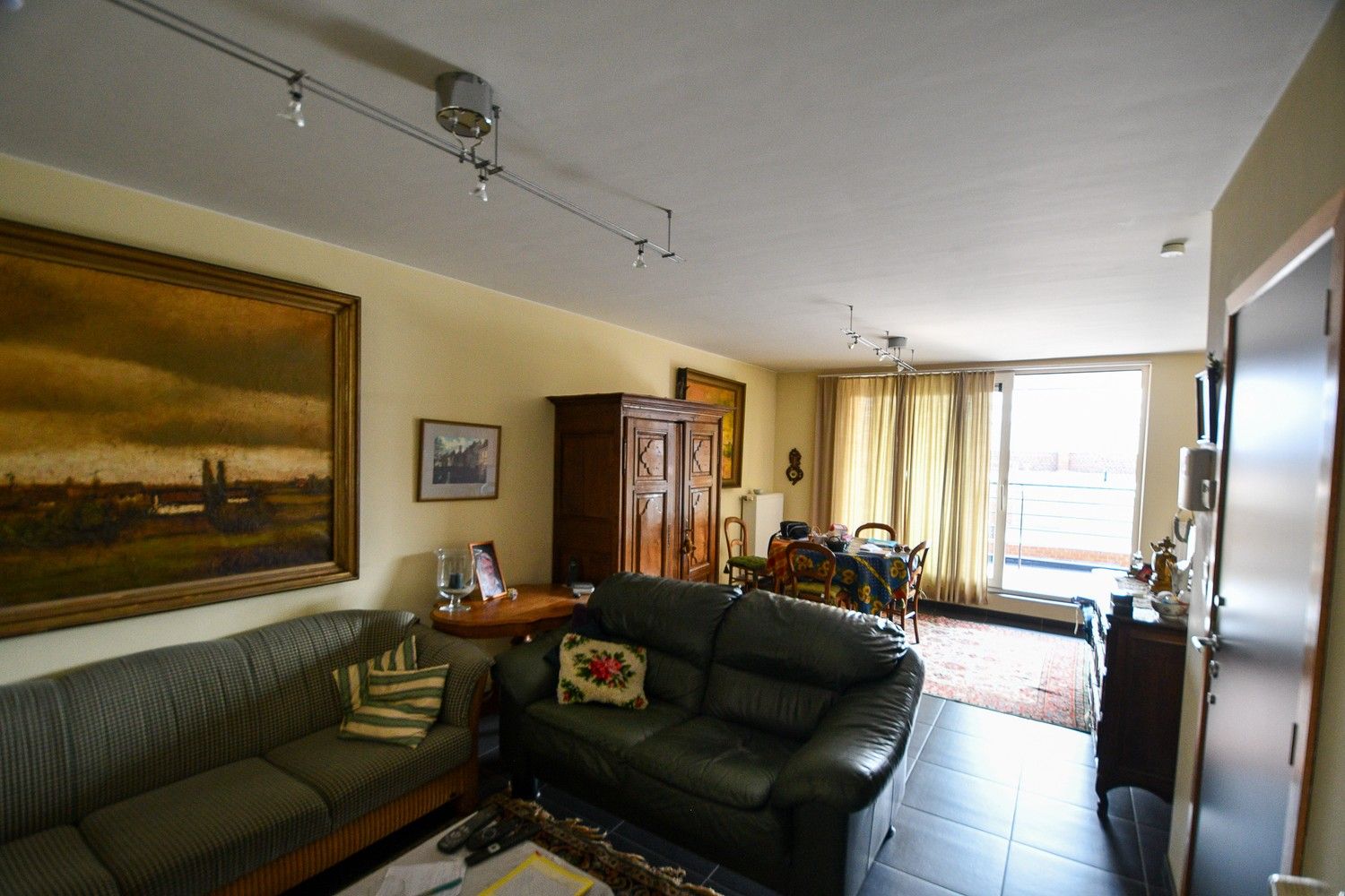 Recent 2-slaapkamerappartement met mooi overdekt terras foto {{pictureIndex}}