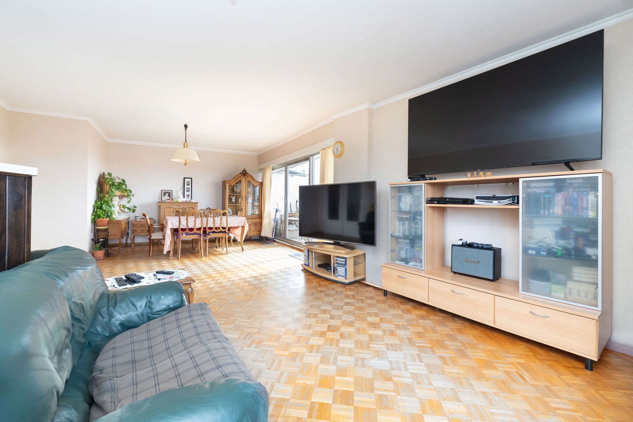 3-slaapkamer appartement ± 120m² + optionele garagebox foto 2