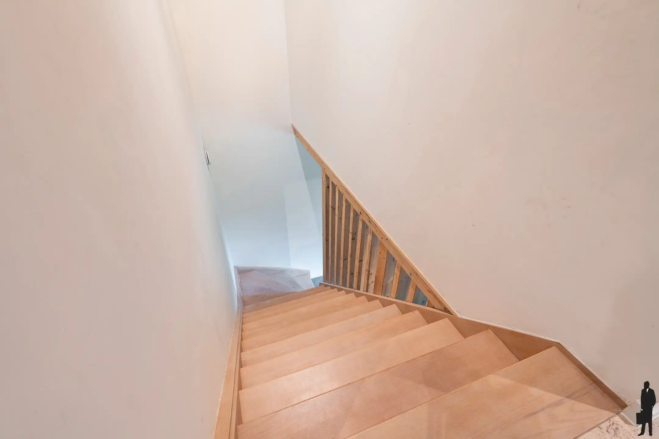 Elegante, energieneutrale woning aan registratierechten (!) foto 14
