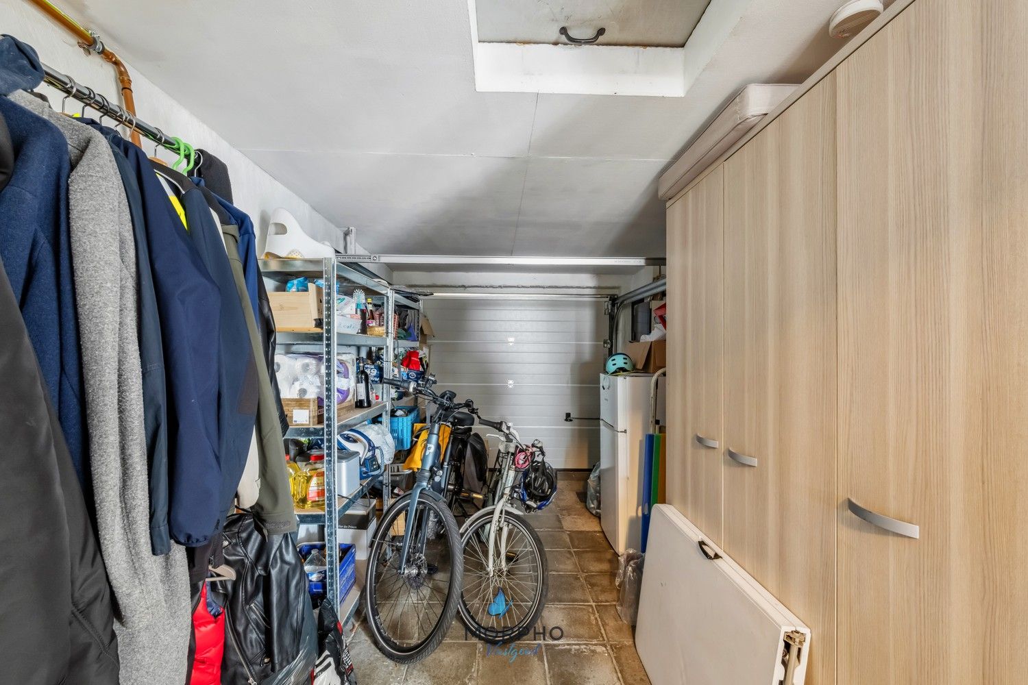 Charmante gezinswoning met garage en tuin, centraal gelegen in Veldegem foto 11