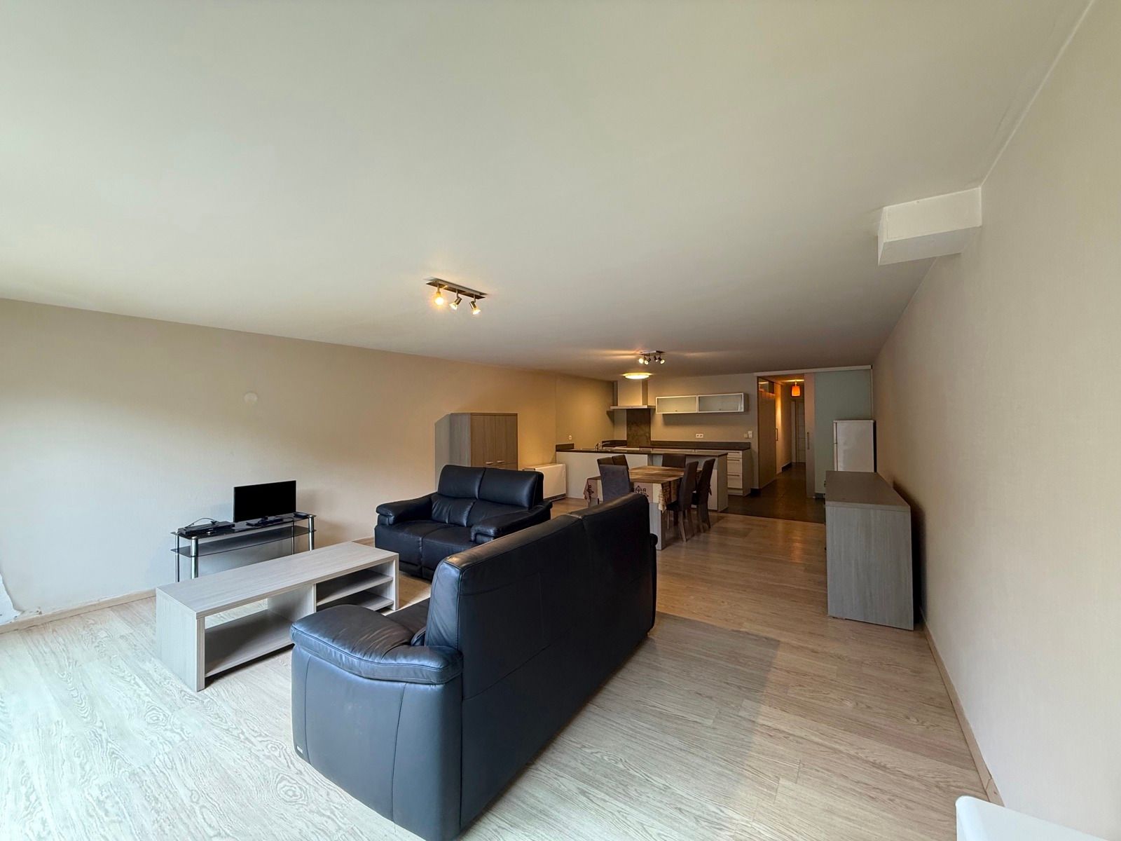 Gezellig appartement met twee slaapkamers en tuintje foto 12
