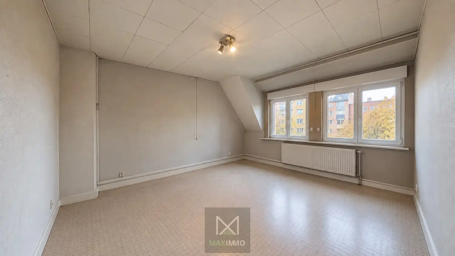 Karaktervolle herenwoning met uitzonderlijk veel ruimte en potentieel in hartje Lauwe foto 11