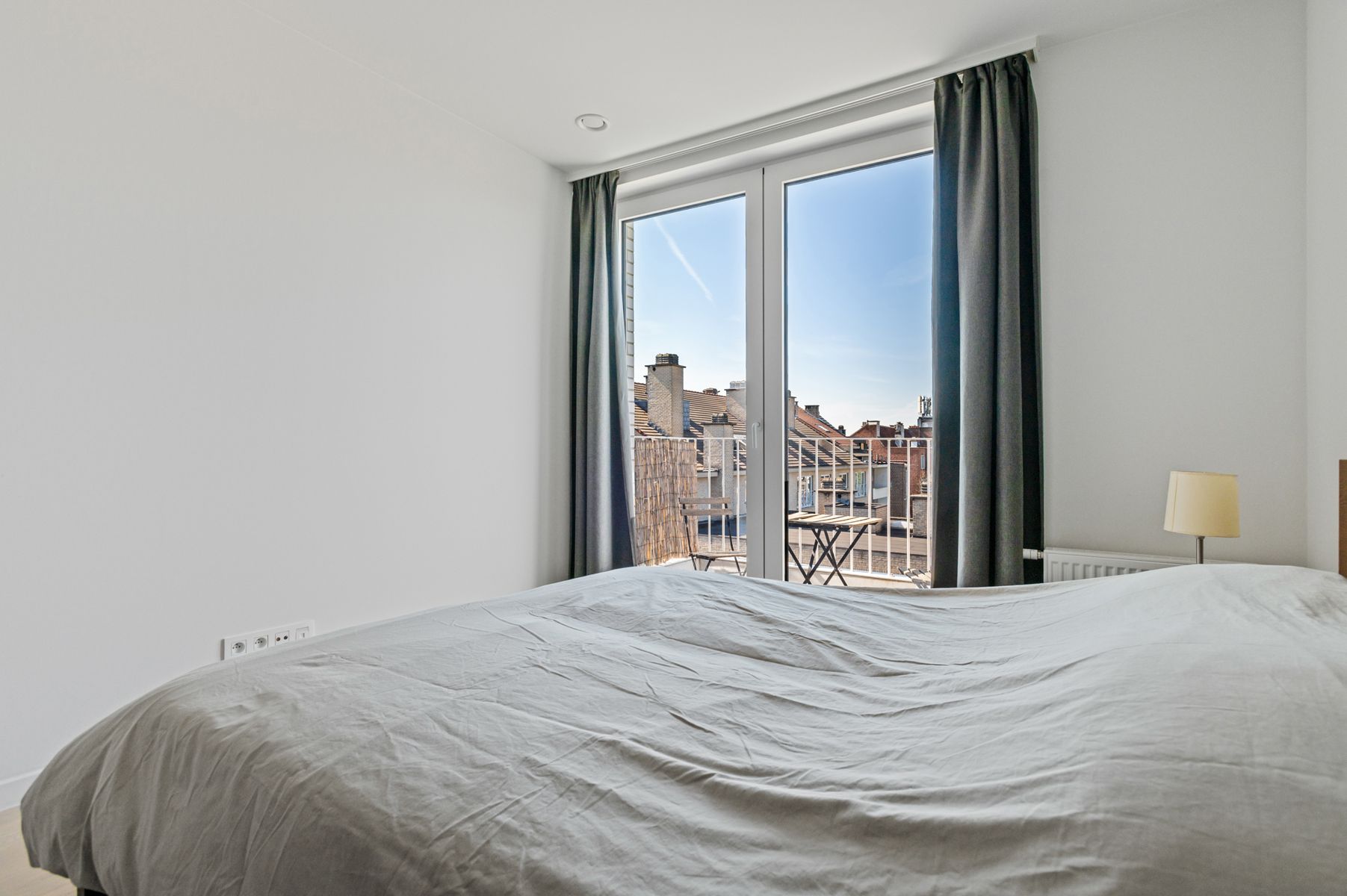 Stijlvolle duplex met 2 kamers, zonnig terras & parking! foto 18