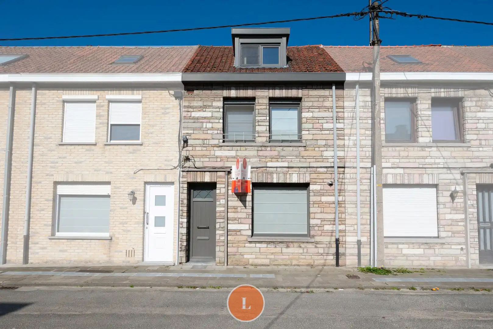 Instapklare woning met garage in Menen foto 16