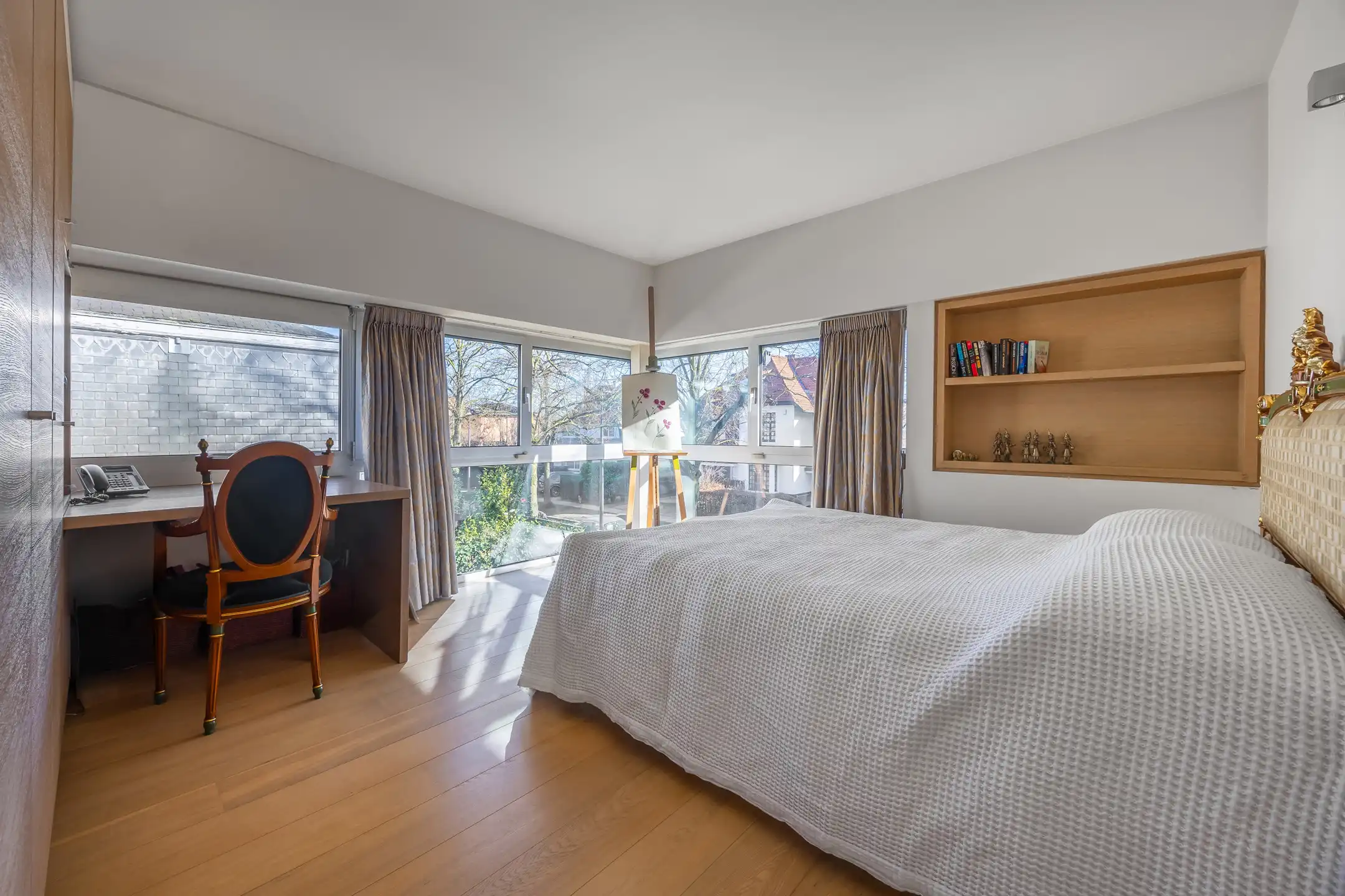 Riante en moderne villa in de gegeerde Elsdonckwijk  foto 18