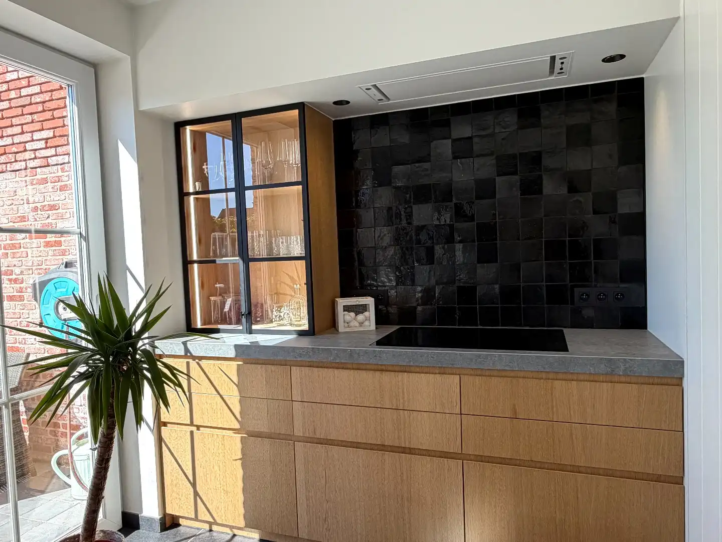 Prachtige woning met 3 slaapkamers, zonnepanelen en thuisbatterijen op rustige ligging! foto 11