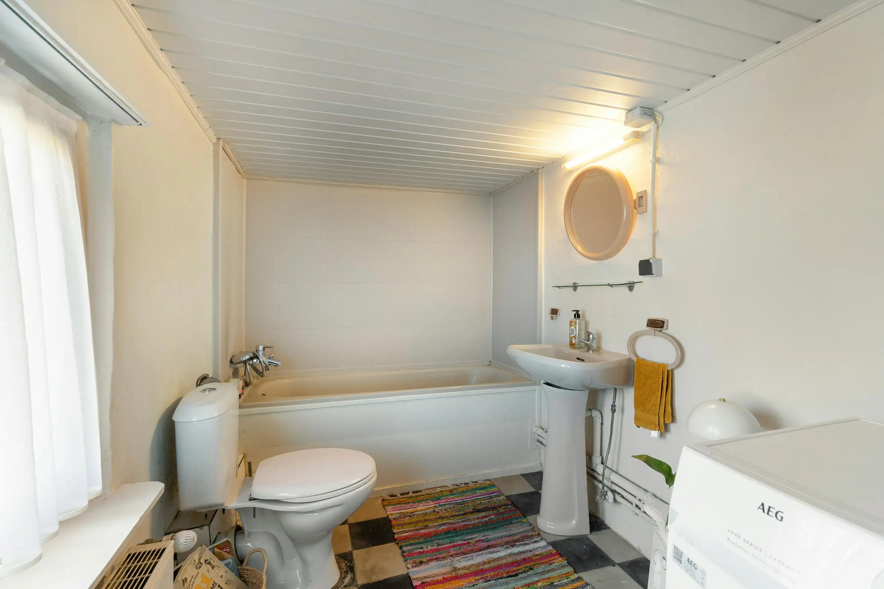 Parel vol authenticiteit in centrum Hansbeke foto 10