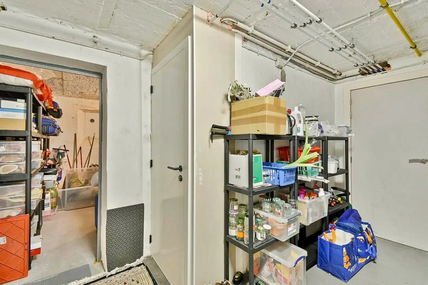 Instapklaar gelijkvloers appartement met privatieve toegang, garage, zonnige tuin en terras nabij zee foto 14