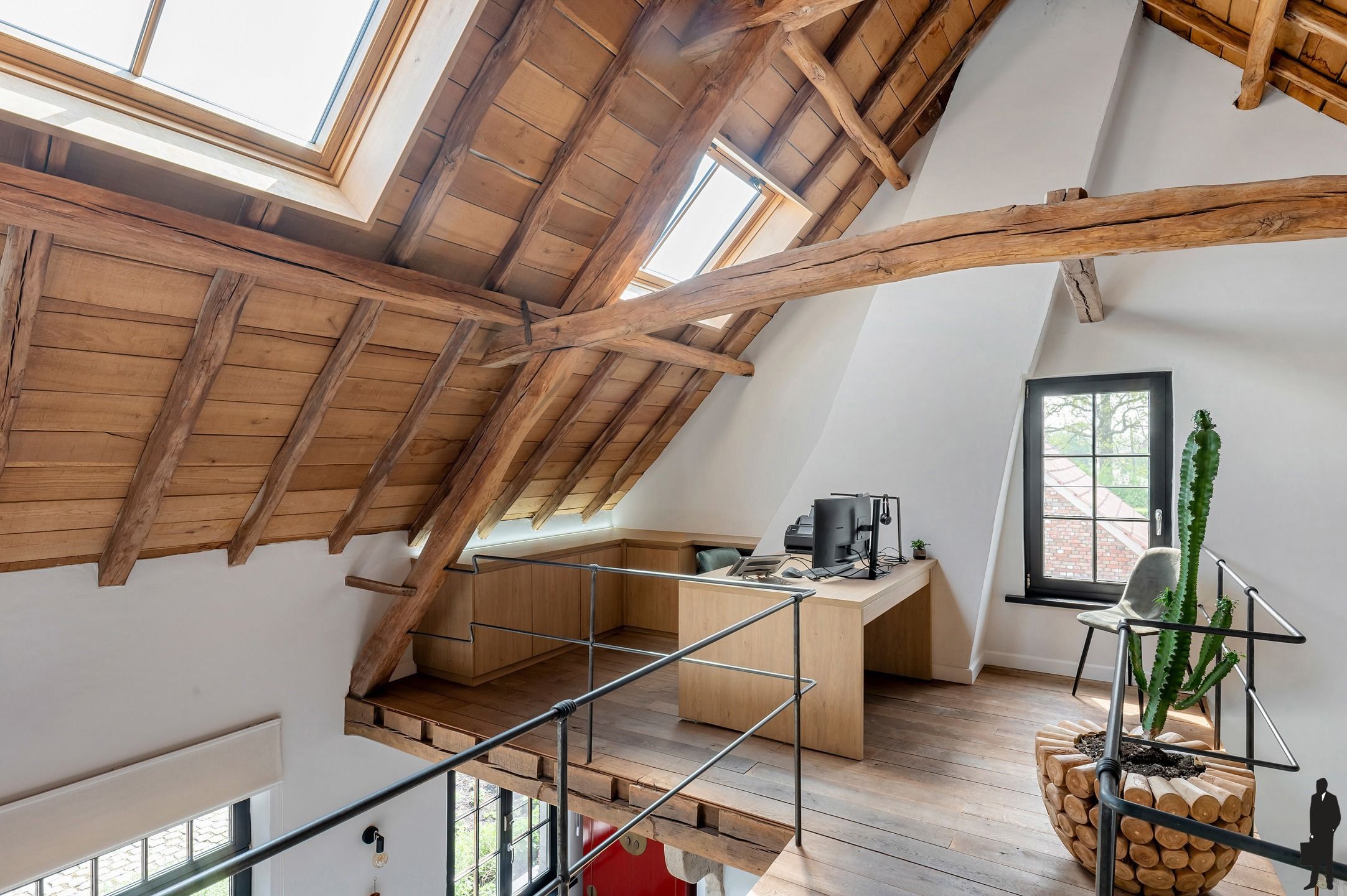 Unieke hoeve met schuur en bijgebouw op een perceel van 1ha foto 23