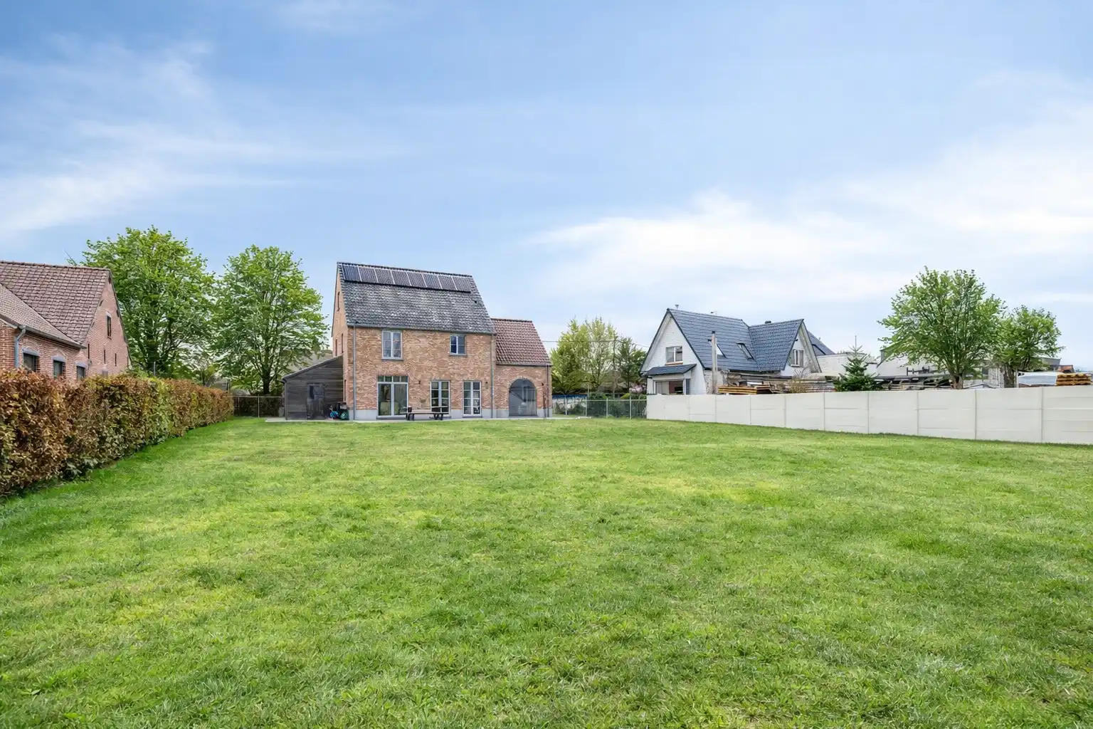 Instapklare villa op ruim perceel foto 35