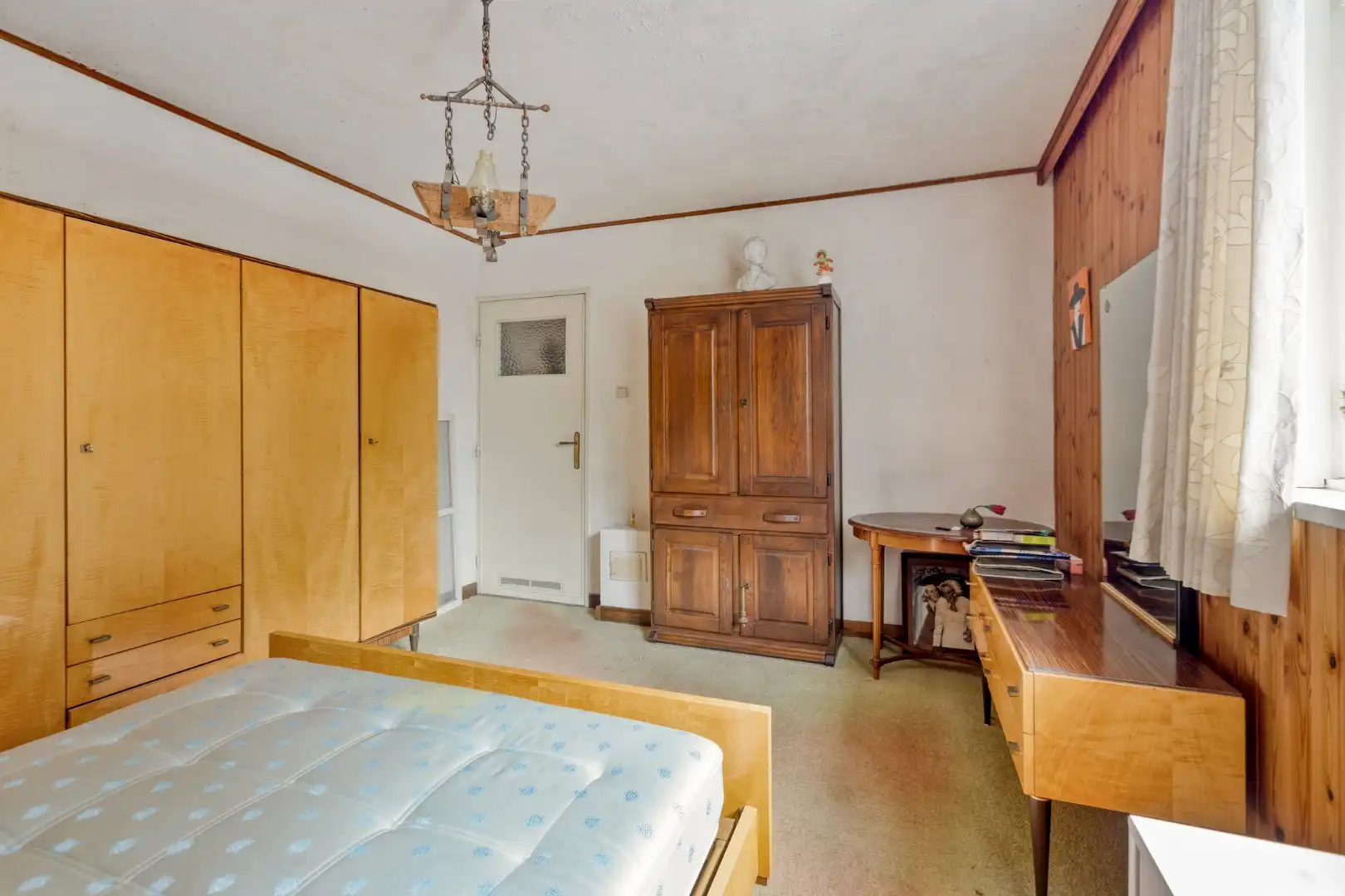 Te renoveren woning met 3 SLPKS in Mol - Donk ! foto 16