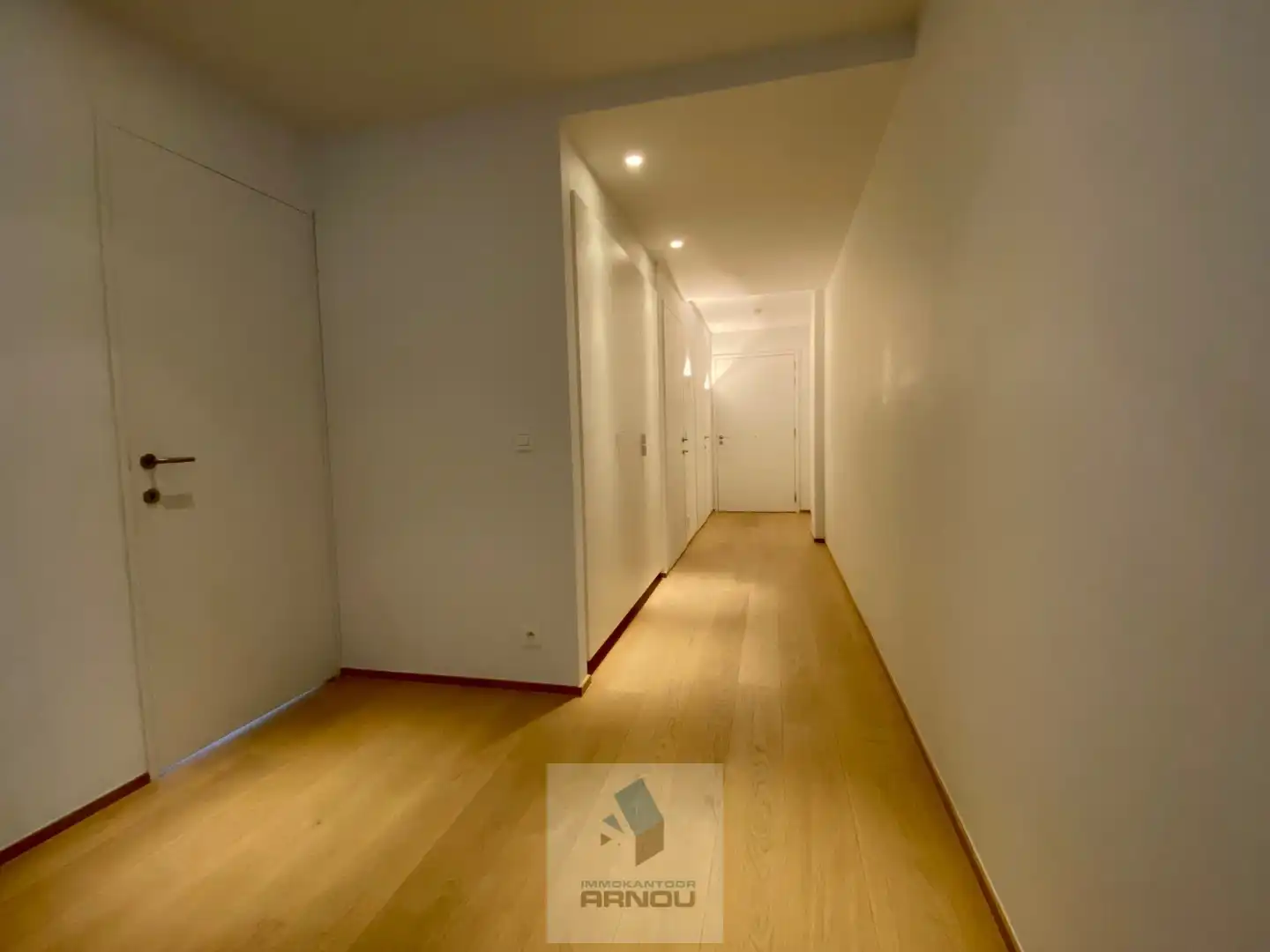 Prachtige loft met 2 slaapkamers, dressing en ruim overdekt terras foto 3