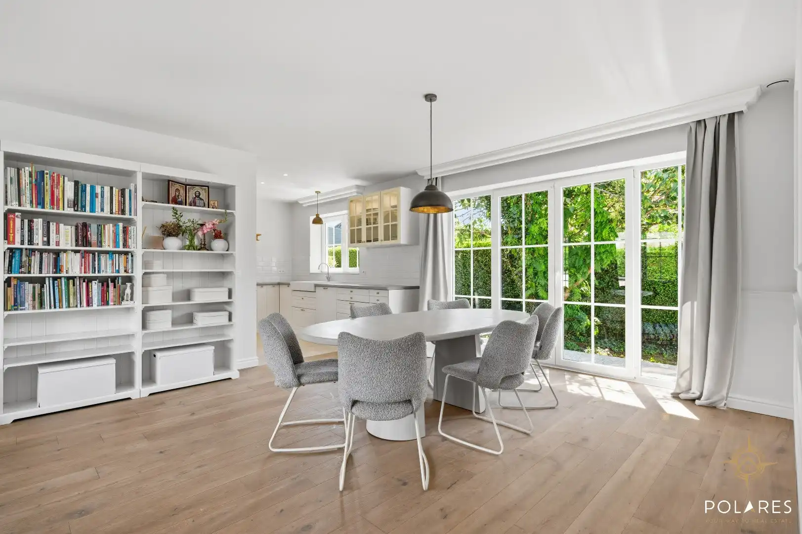 Volledig gerenoveerde moderne bungalow met zwembad – 100% instapklaar! foto 11