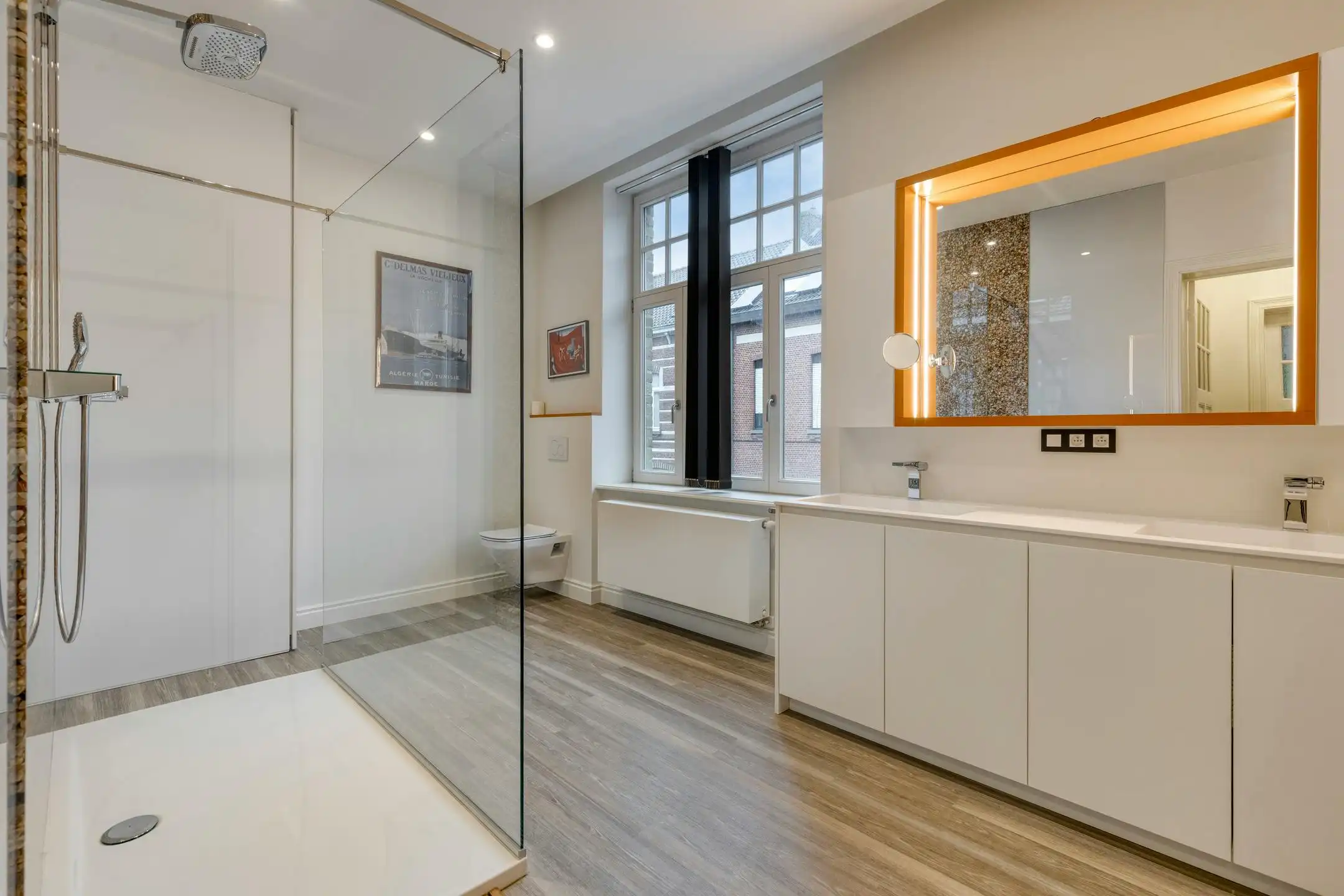 Klassevol huis met 5 slaapkamers, 3 badkamers, garage en ruime tuin te Sint-Kruis (Brugge) foto 15