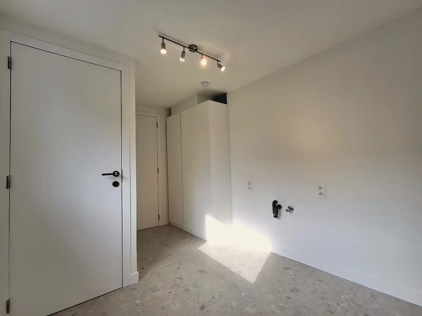 GERENOVEERDE WONING MET 3 SLAAPKAMERS EN TUIN IN HARTJE TIELT foto 6