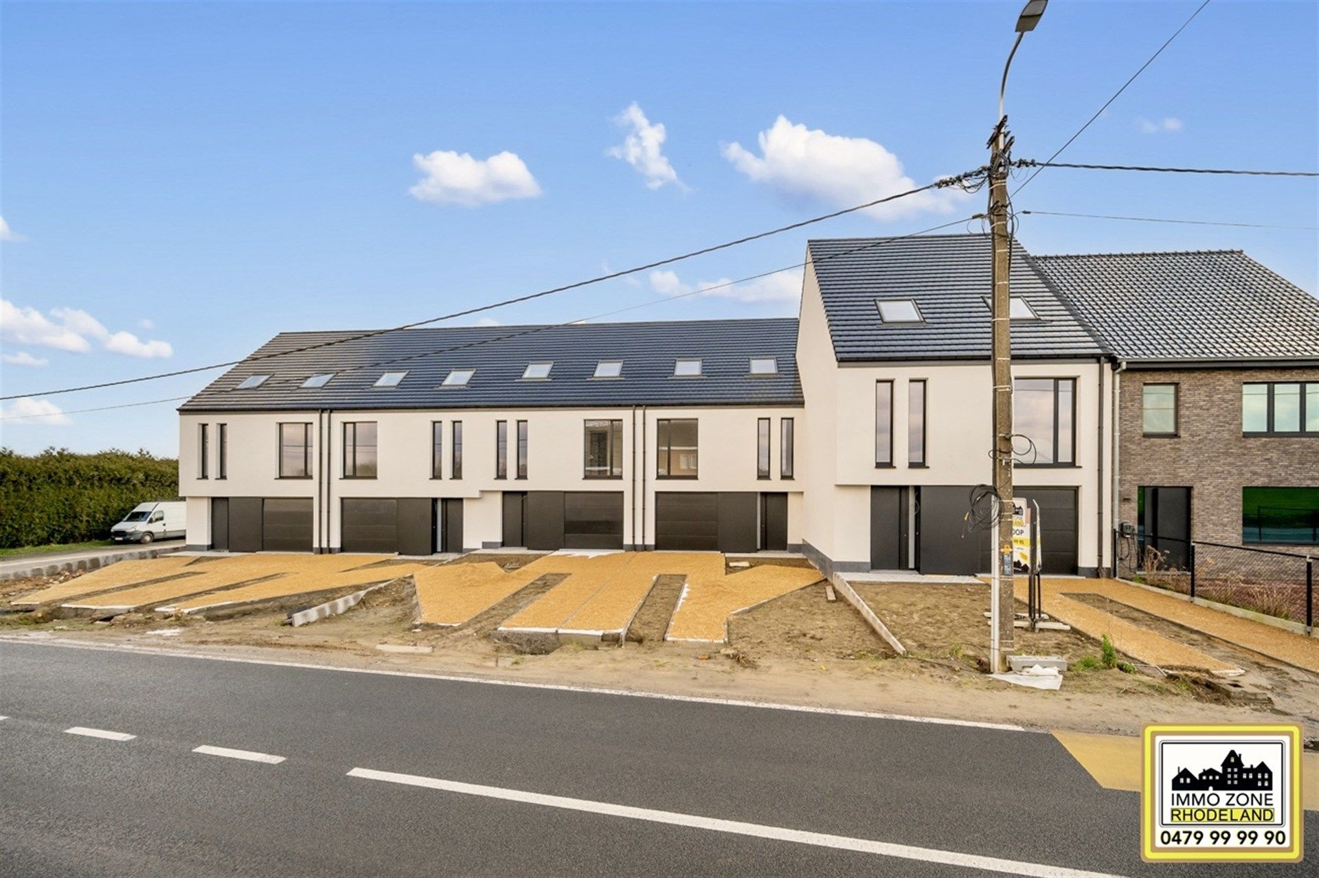 Prachtige nieuwbouw woningen met 3 slpks, garage en tuin foto {{pictureIndex}}