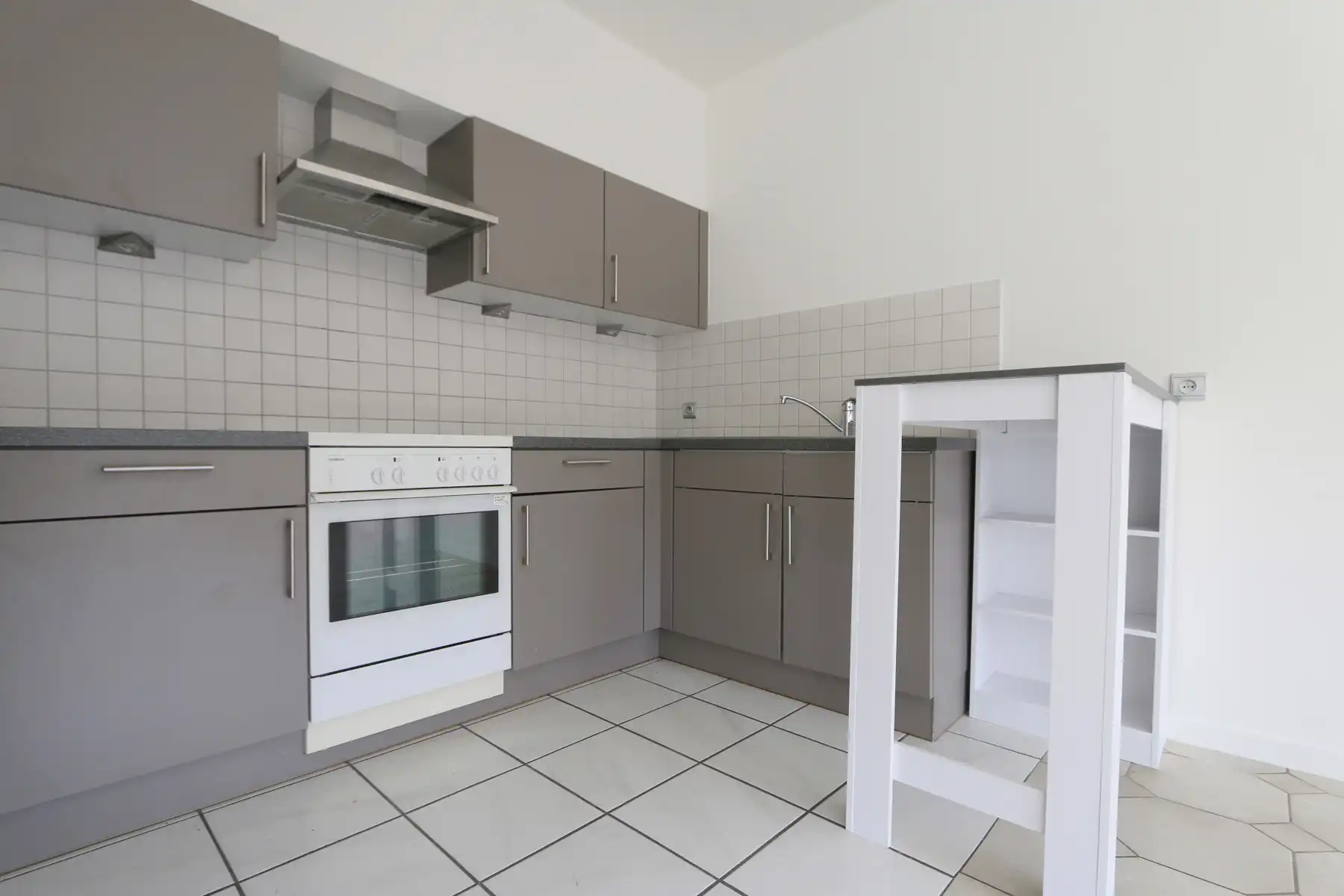 APP - 2 SLK - BALKON - GARAGE - CENTRAAL   foto 6