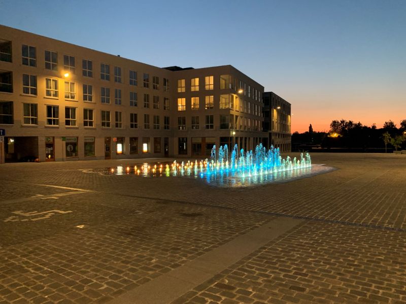 Lichtrijk recent instapklaar appartement met 2 slaapkamers, zonneterras, 2 parkings en ruime kelderberging foto 9