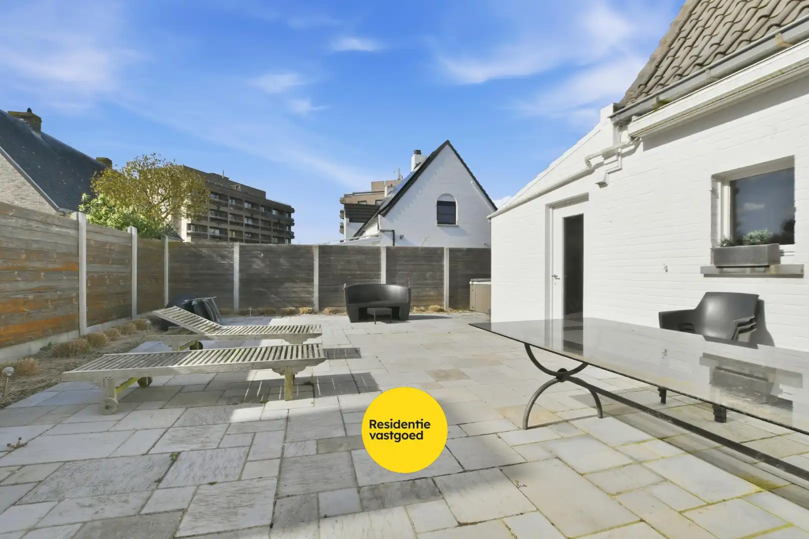 Ruime villa (201m²) op wandelafstand van het centrum en strand te Blankenberge! foto 12