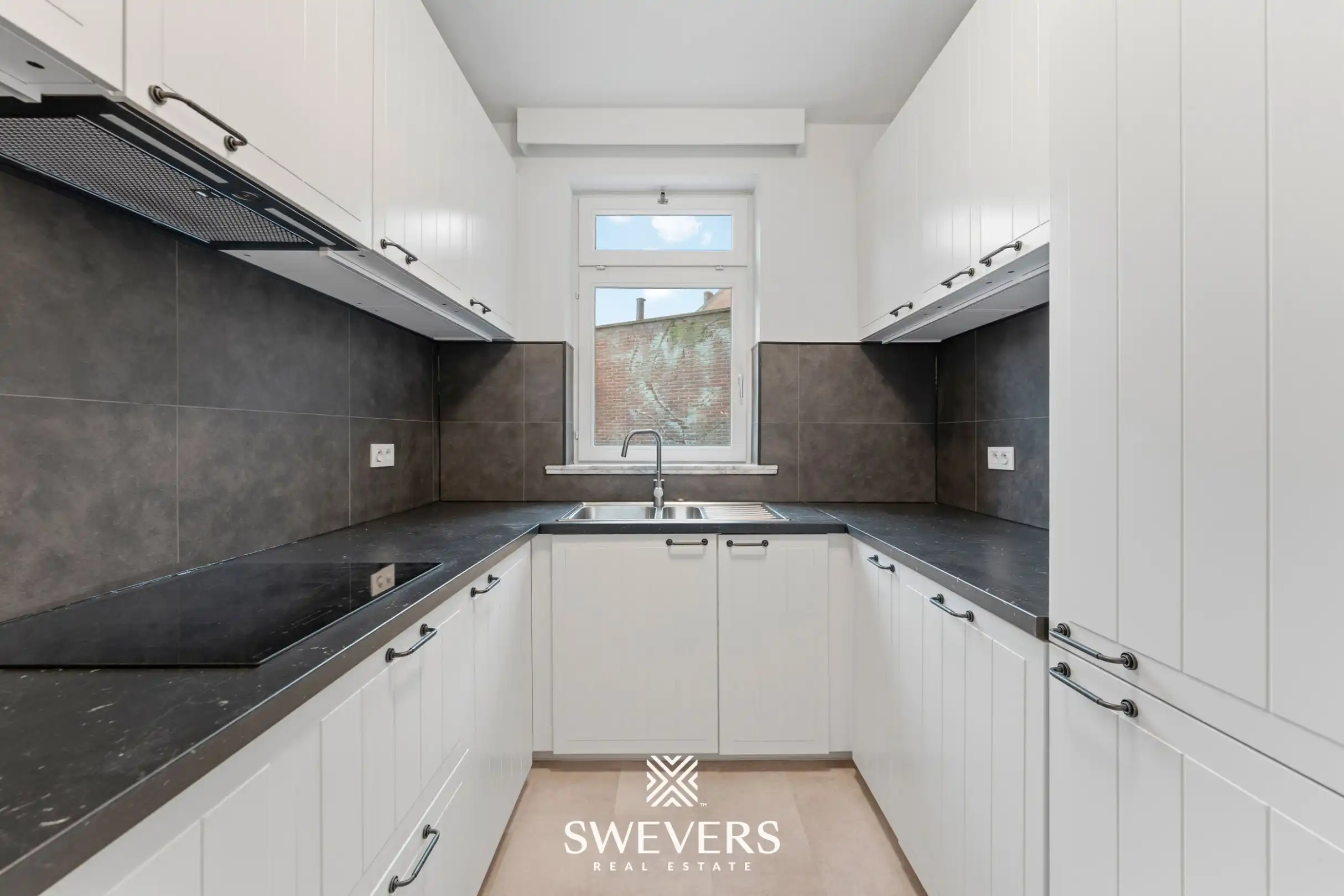 Gelijkvloers appartement met 2 slpks en garage in centrum Diest foto 8