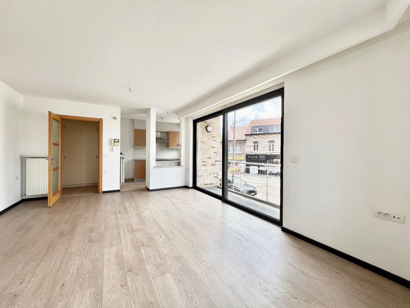Instapklaar appartement met 1 slaapkamer en bew. opp. van 60 m2 foto 2