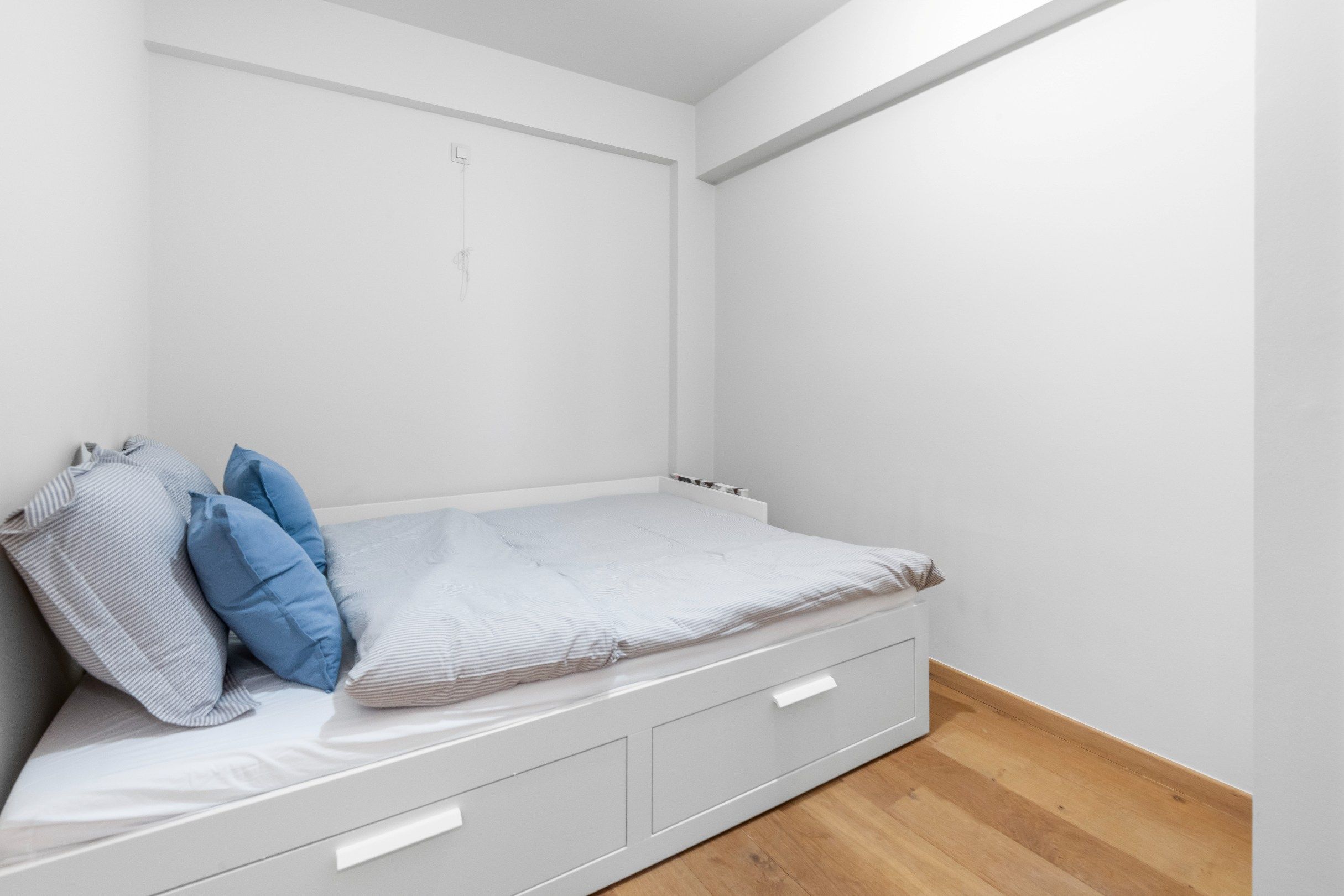 Verzorgd appartement met FRONTAAL ZEEZICHT, gelegen op de zeedijk vlakbij het Albertplein. foto 16