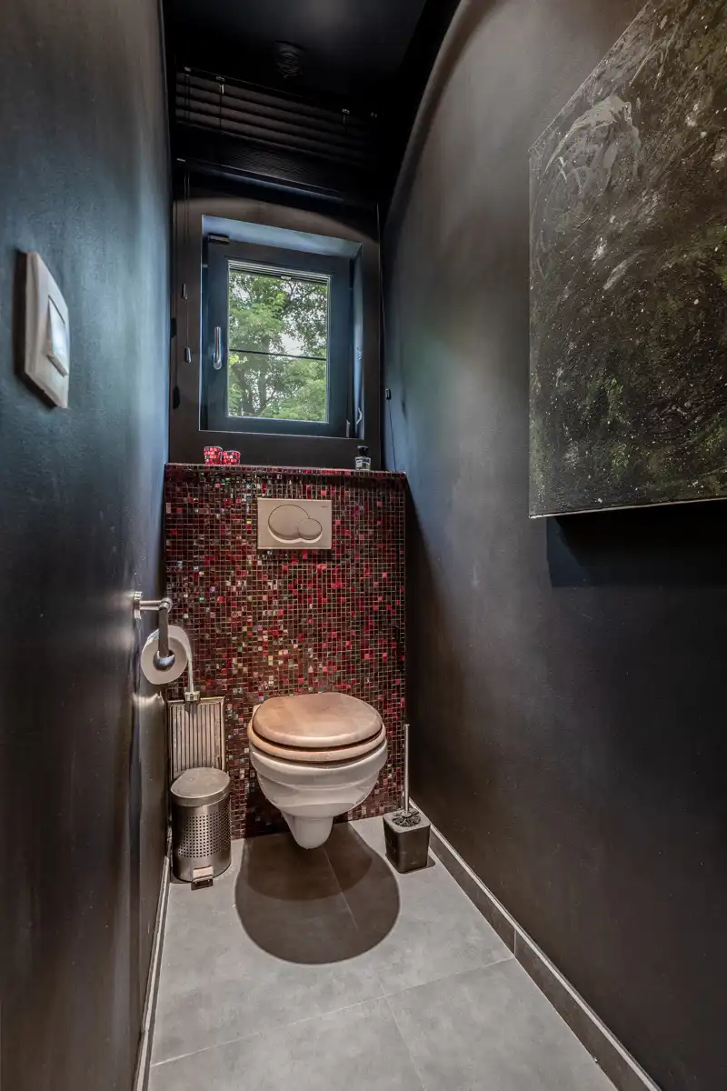 Vrijstaande woning met veel ruimte, in het groen aan de rand van Halle foto 19