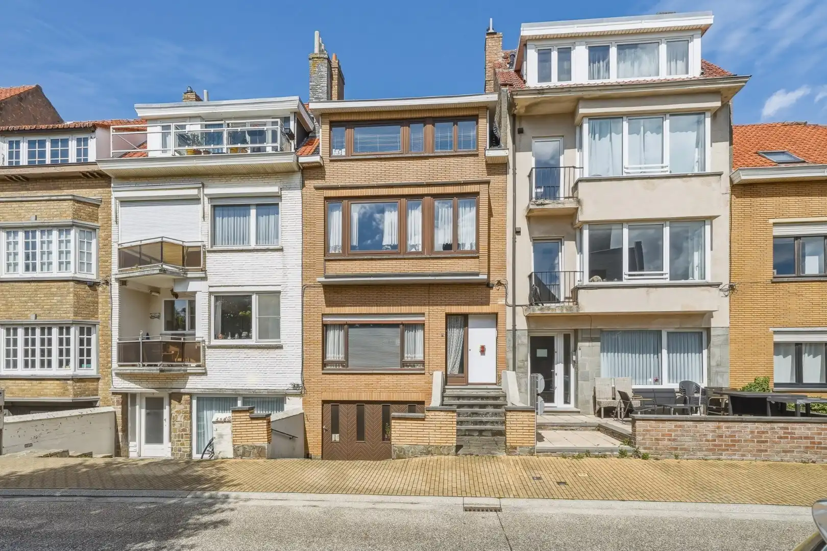 Hoofdfoto van de publicatie: Ruime woning met garage en veel mogelijkheden te Mariakerke (Oostende)