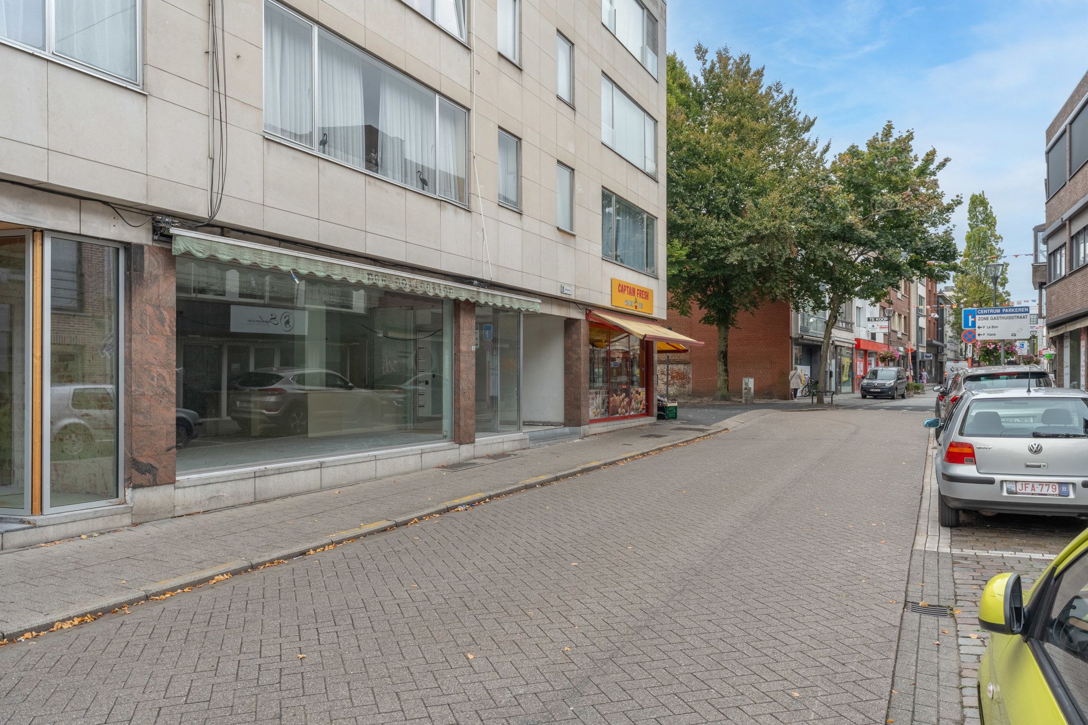 Ruim handelspand met mooie vitrinebreedte, op toplocatie! foto 14