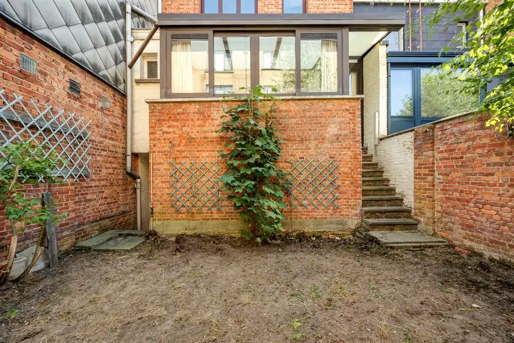 Instapklare gezinswoning met 3 slpk, XL-garage en tuin foto 5