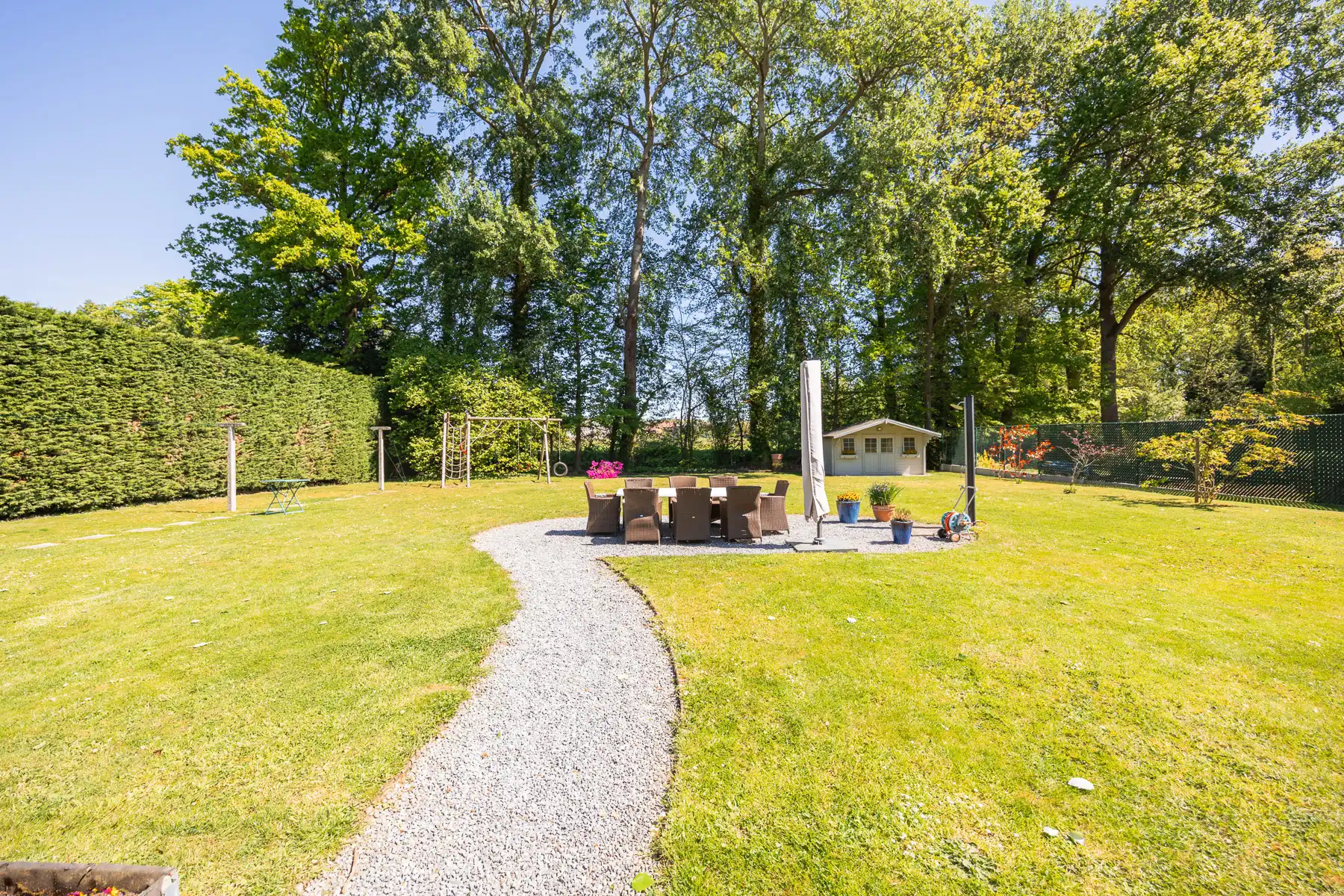 Zeer ruime gezinswoning op ontzettend rustige, groene ligging foto 27