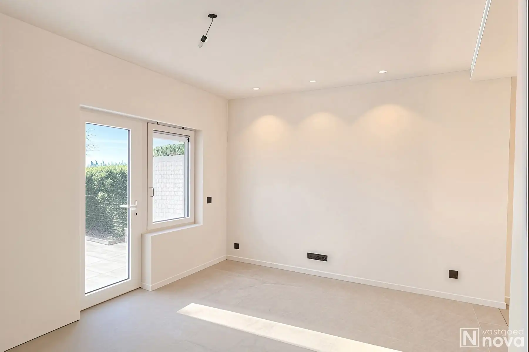 starterswoning - totaal vernieuwd - aankooppremie mogelijk foto 11