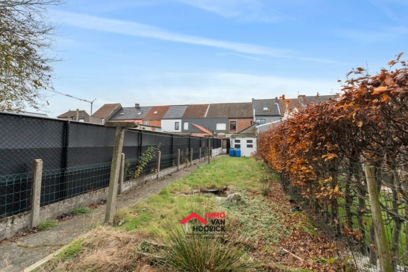 Woning met 3 slpkmrs op 202m² grond. foto 14