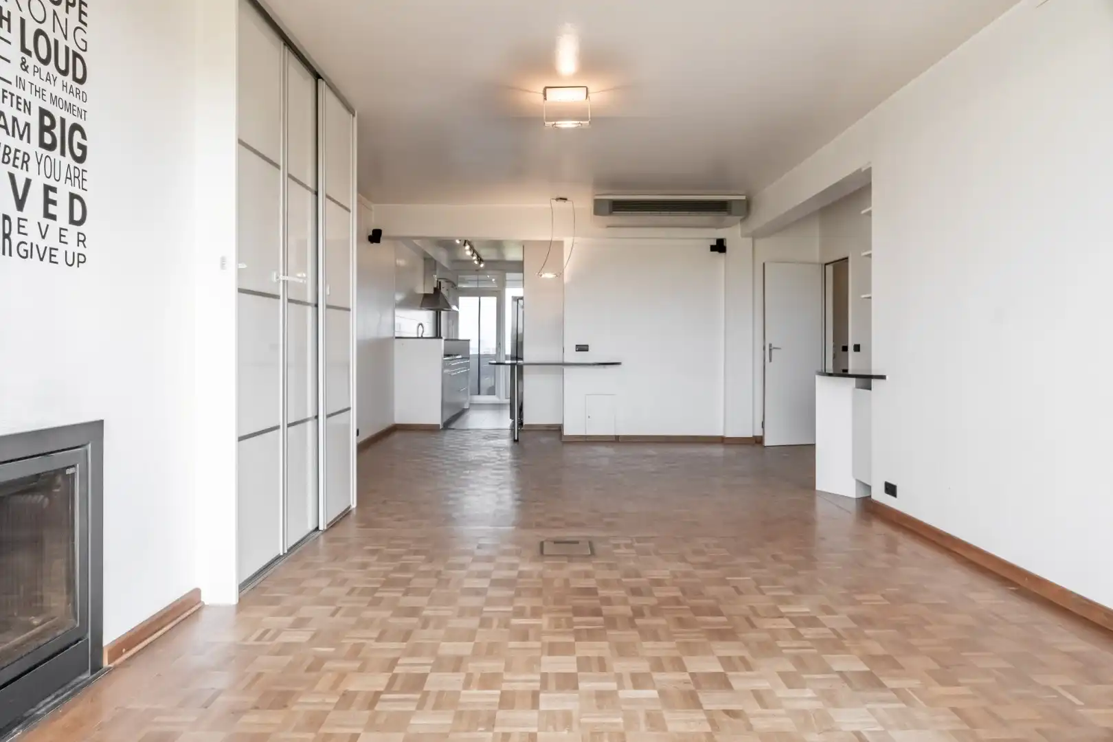 Appartement met twee slaapkamers op 10de verdieping foto 8