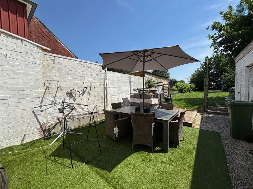 GERENOVEERDE WONING MET 3 SLAAPKAMERS foto 15