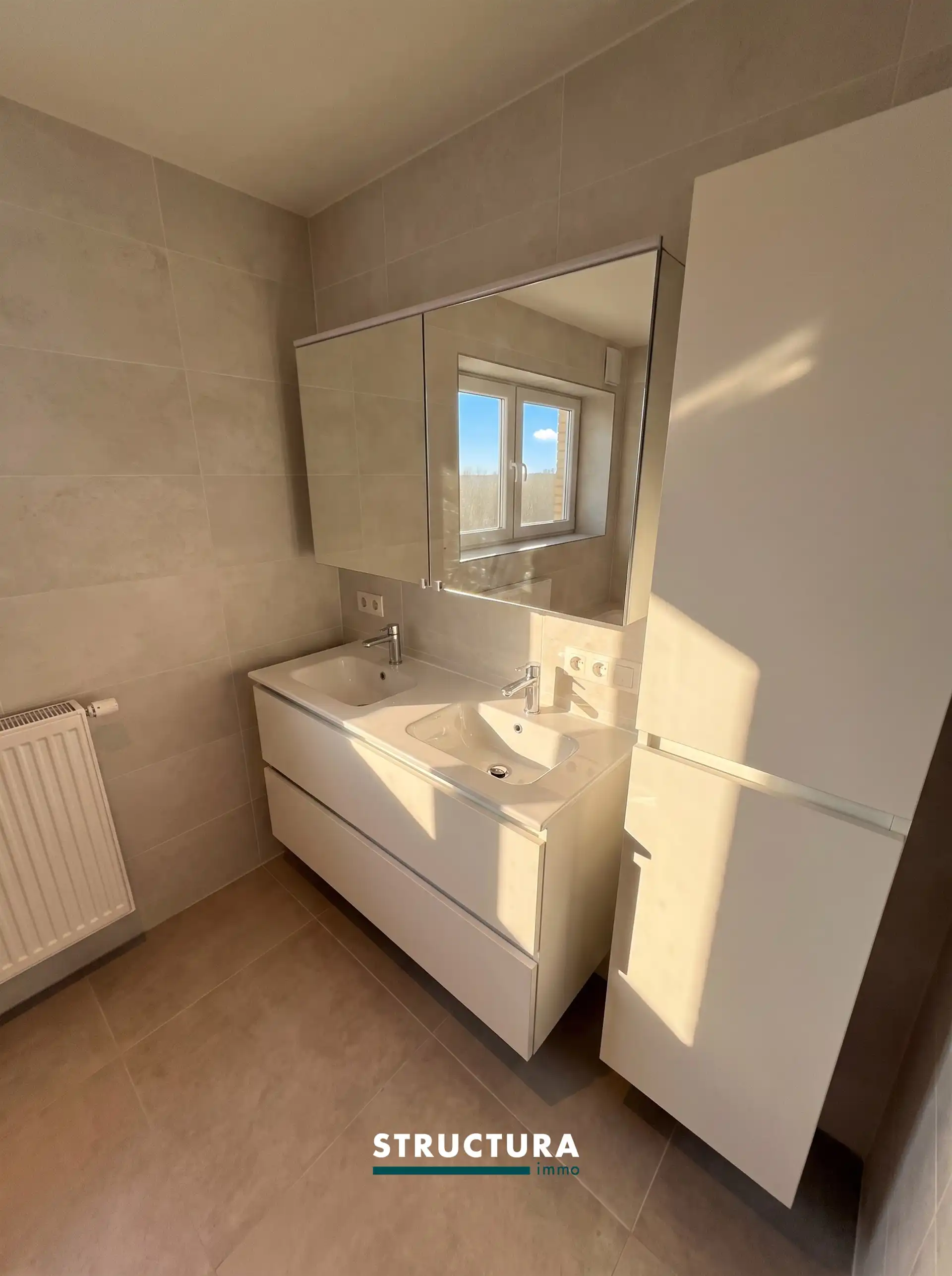 Volledig gerenoveerde woning gelegen op een rustige locatie foto 18