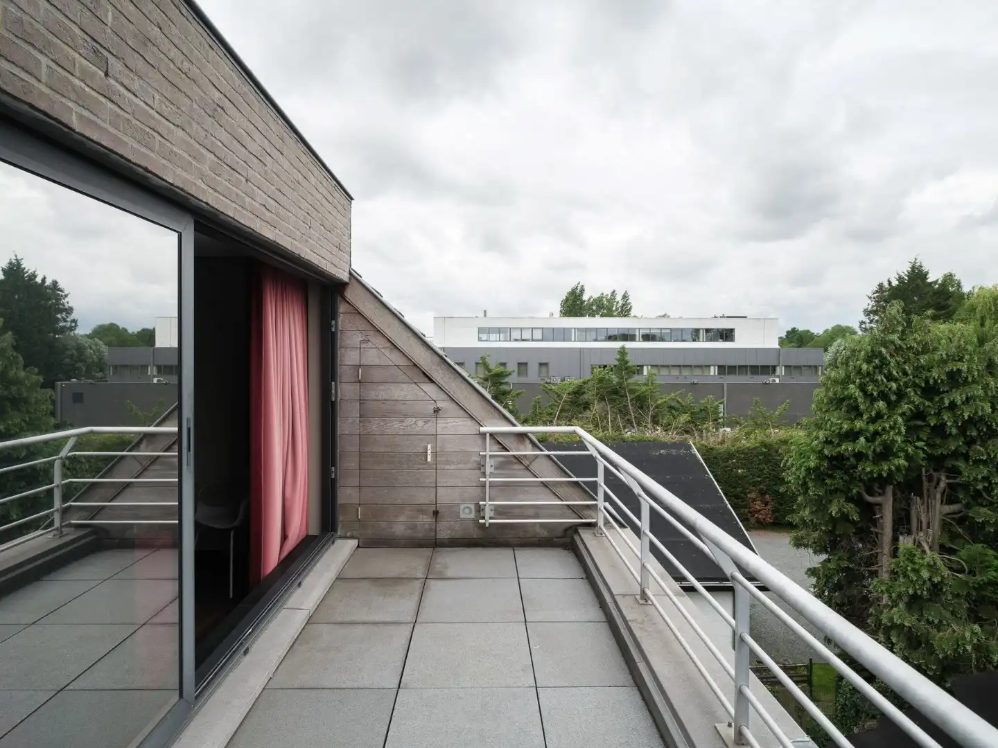 Unieke investeringsopportuniteit in hartje Sint-Martens-Latem – Instapklaar & professioneel uitgeruste privé kliniek foto 27