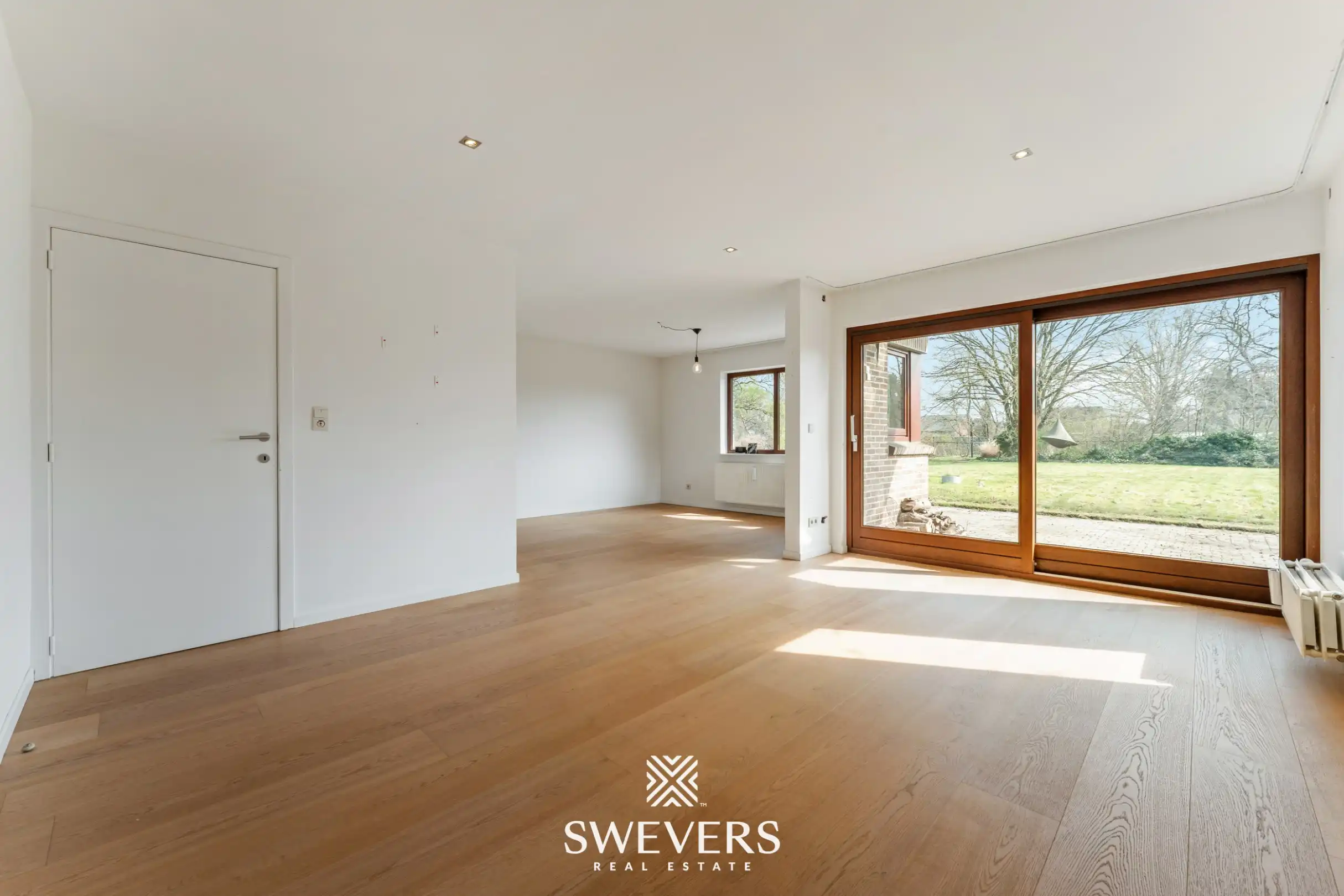 Zeer ruime woning met praktijkruimte op 28a 69ca in Heusden-Zolder foto 2