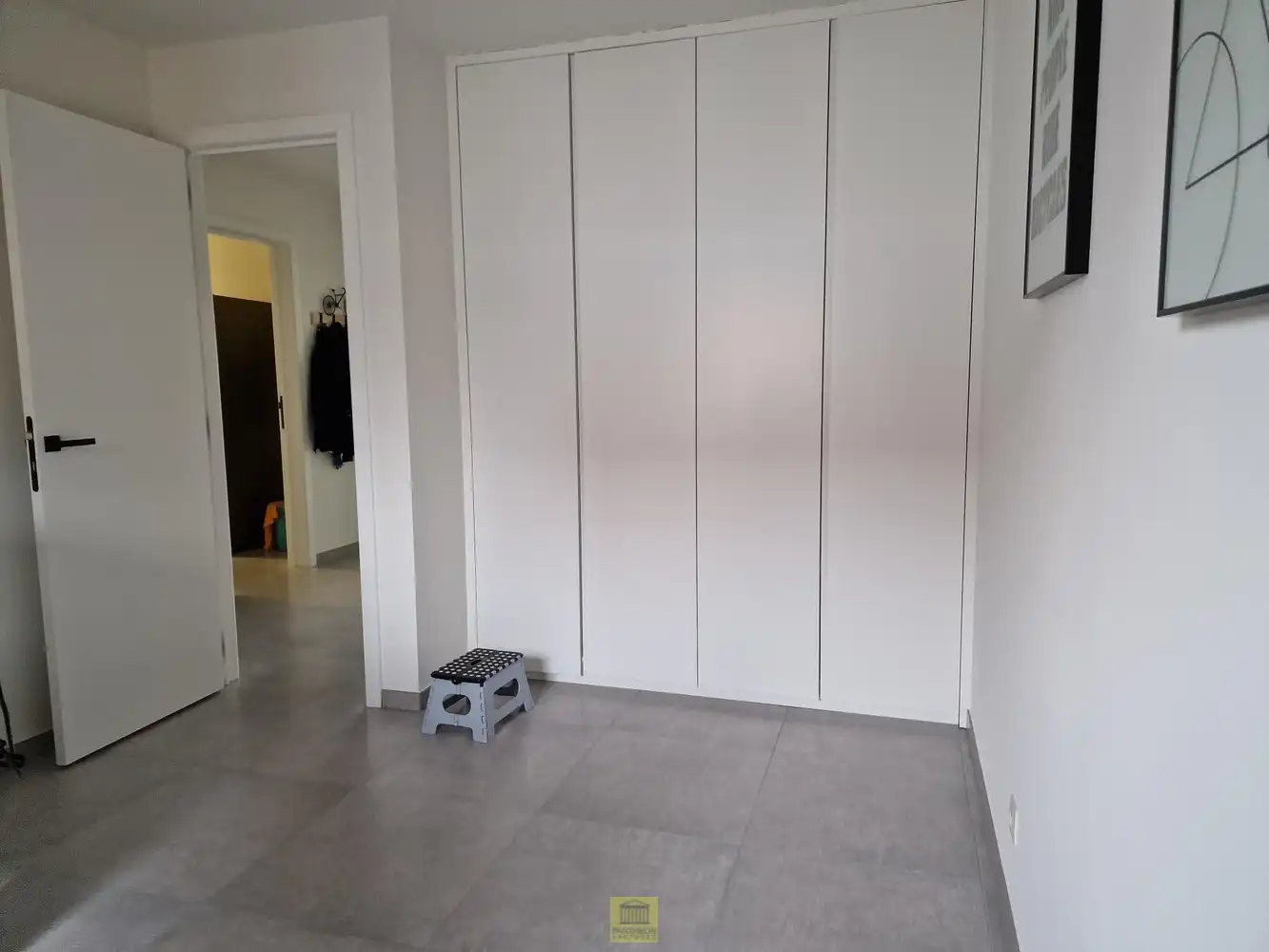 Ruim lichtrijk appartement met groot terras, garage én staanplaats! foto 18