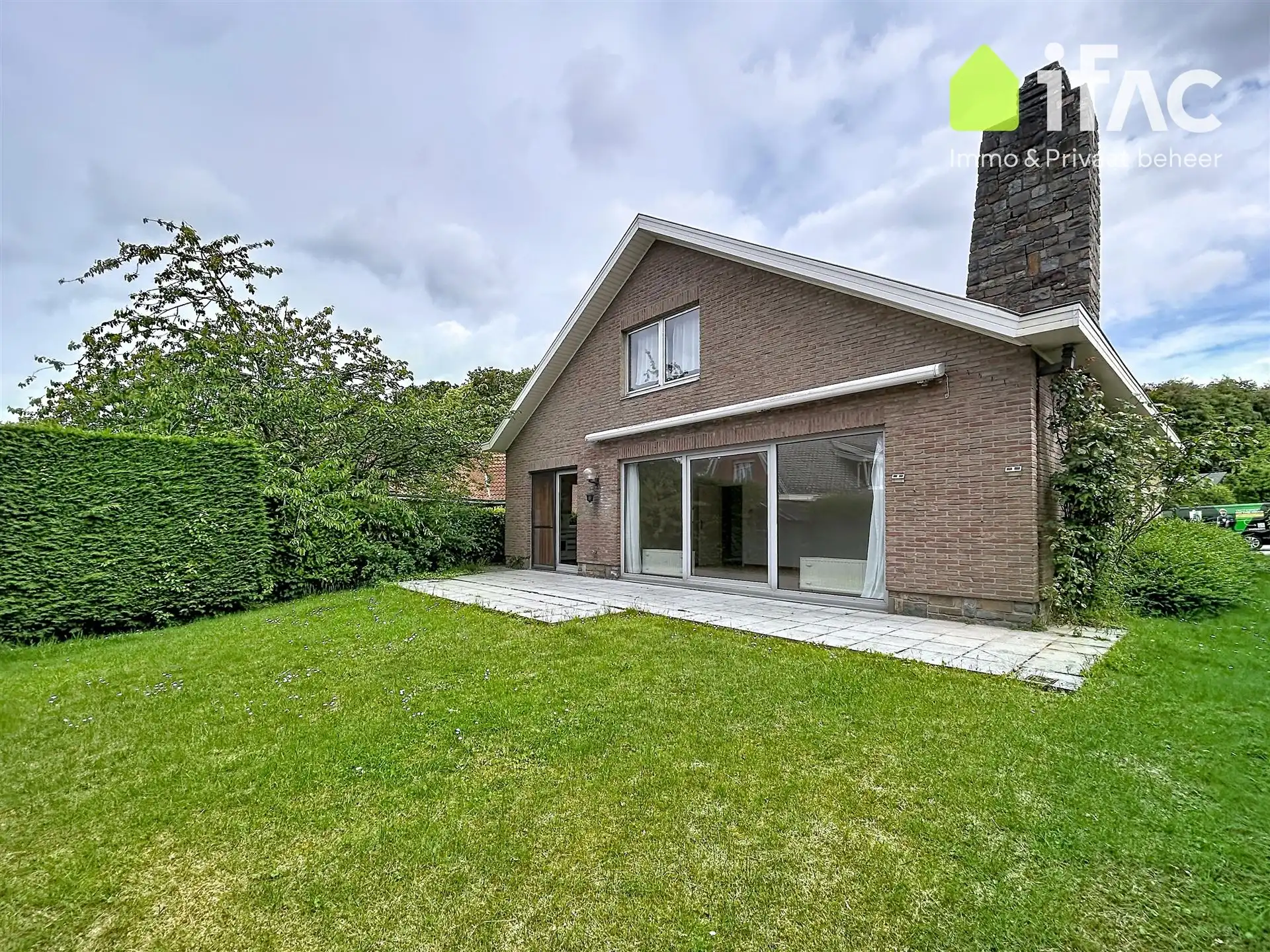 Goed gelegen 3 slaapkamer villa - vlakbij Park en centrum  foto 5